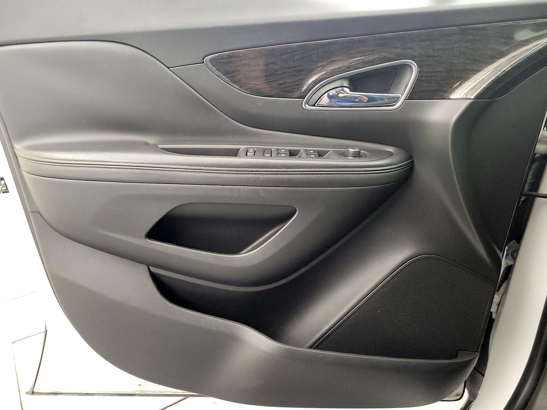 Thumbnail: 2016 Buick Encore - 12