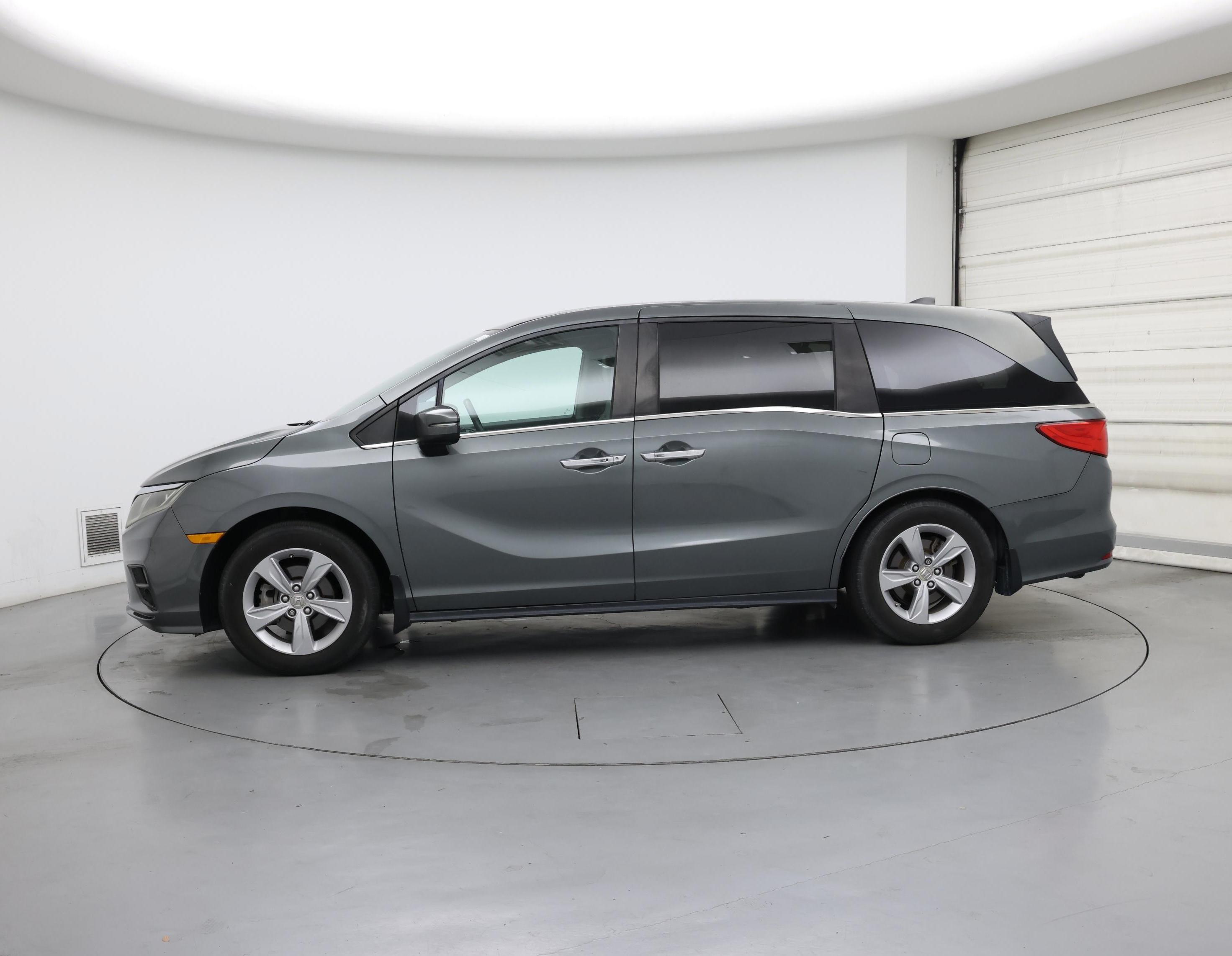 Thumbnail: 2019 Honda Odyssey - 3