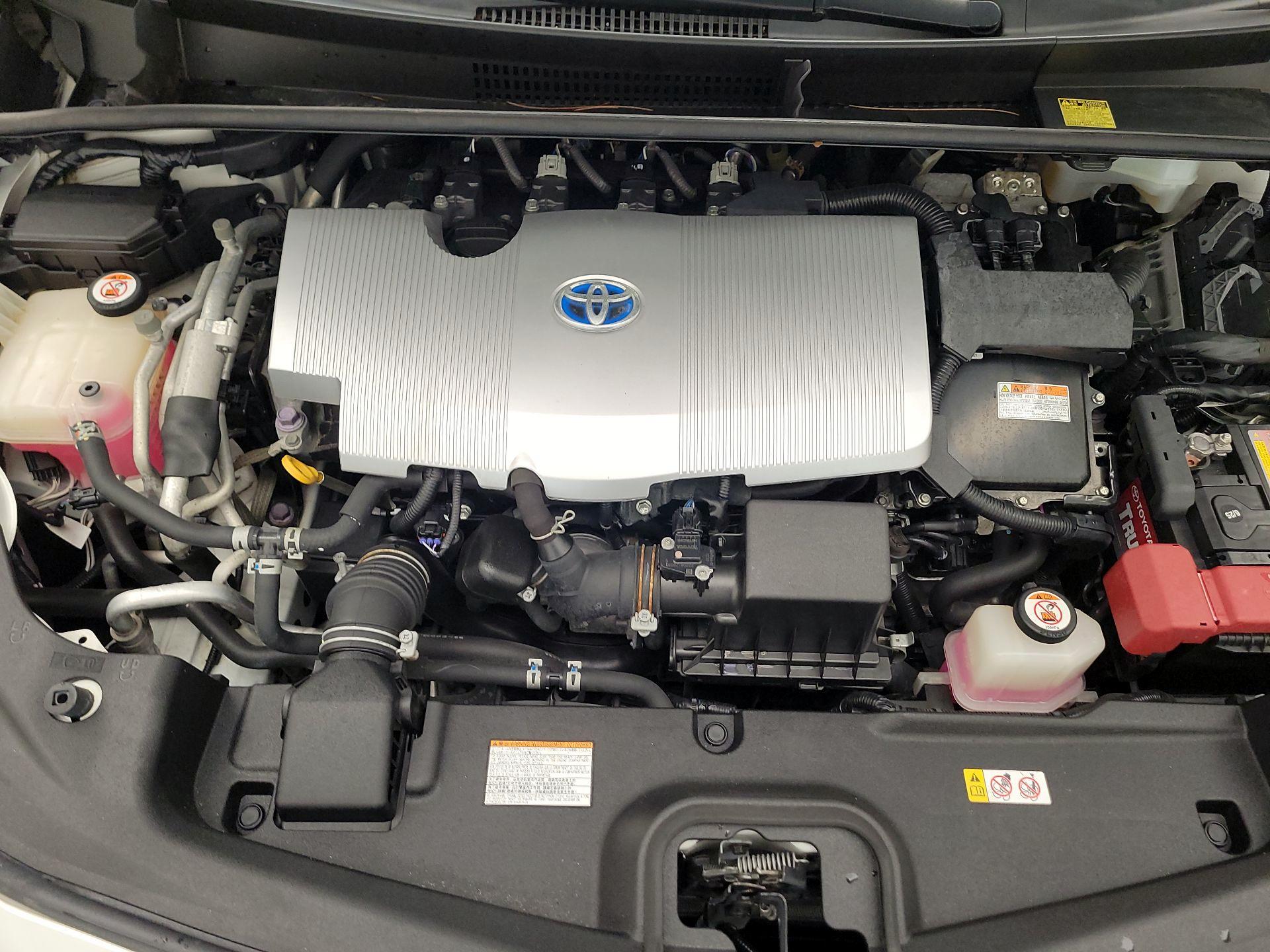Thumbnail: 2018 Toyota Prius Prime - 17