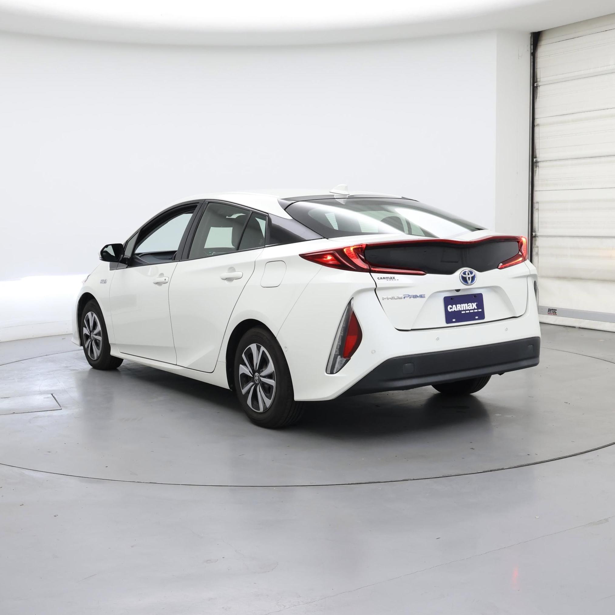 Thumbnail: 2018 Toyota Prius Prime - 2