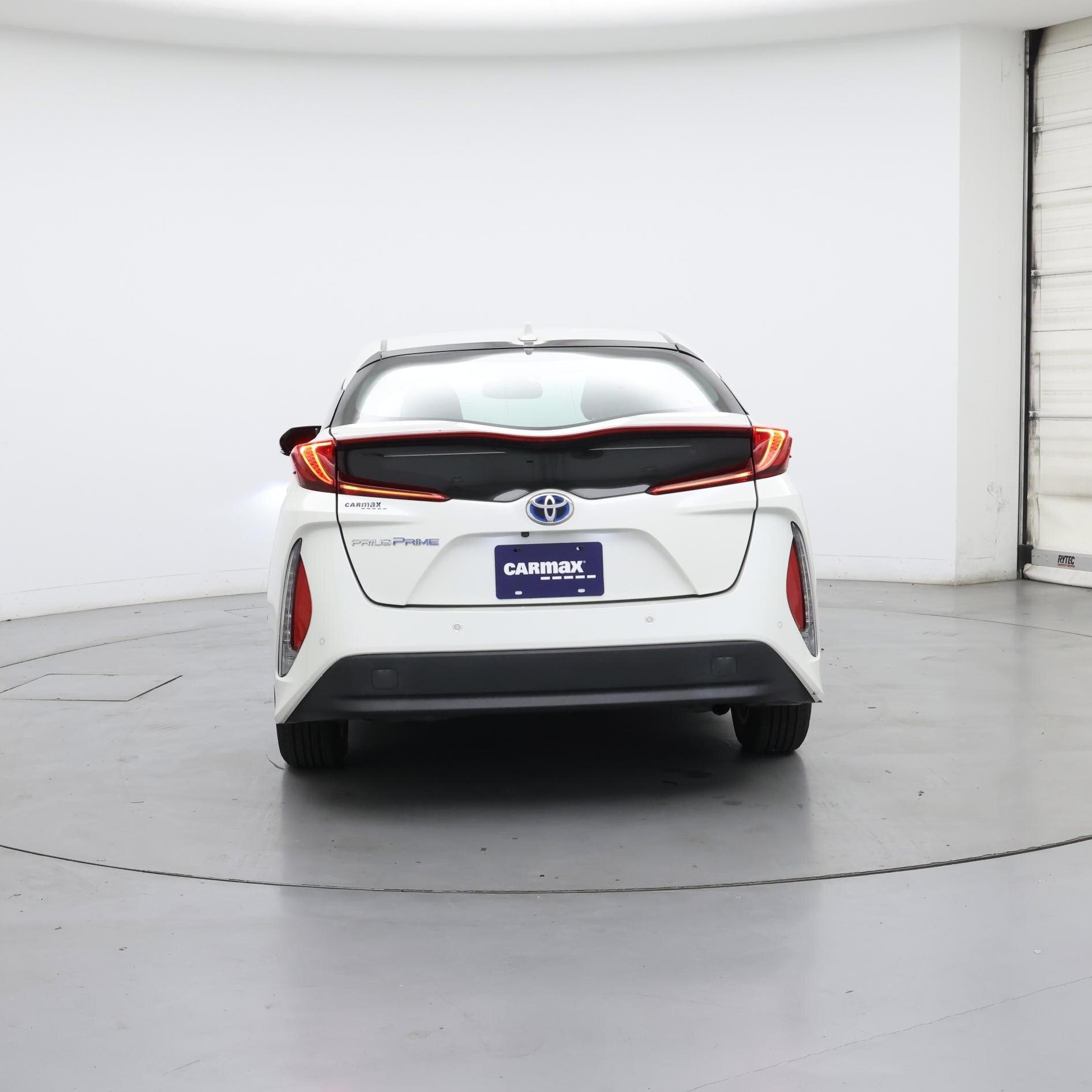 Thumbnail: 2018 Toyota Prius Prime - 6
