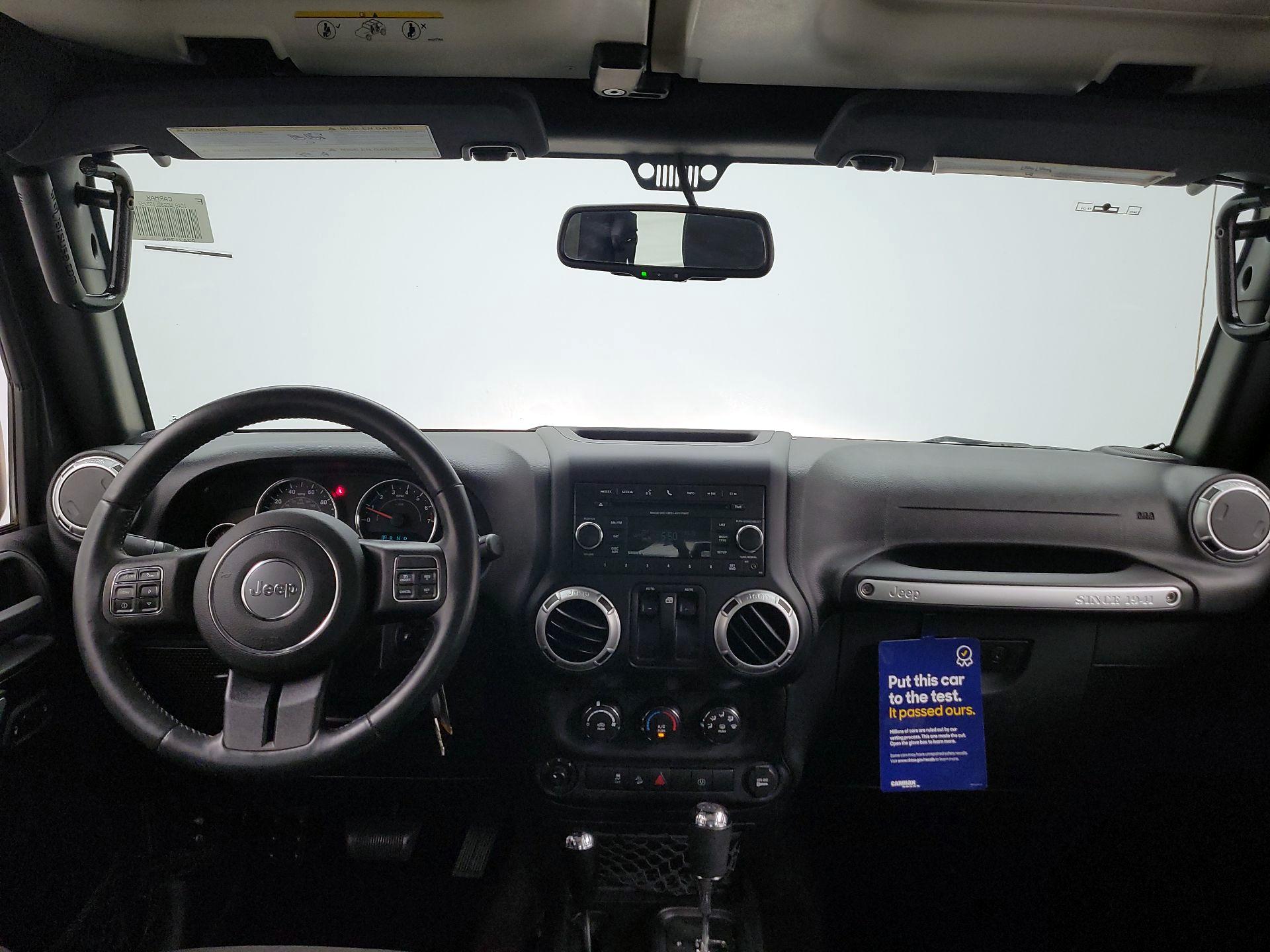 Thumbnail: 2016 Jeep Wrangler - 9