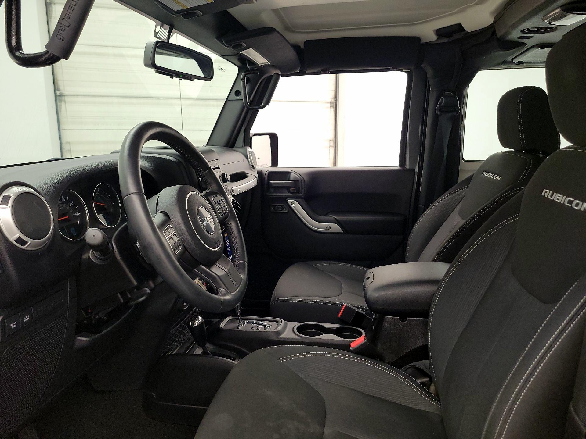 Thumbnail: 2016 Jeep Wrangler - 11