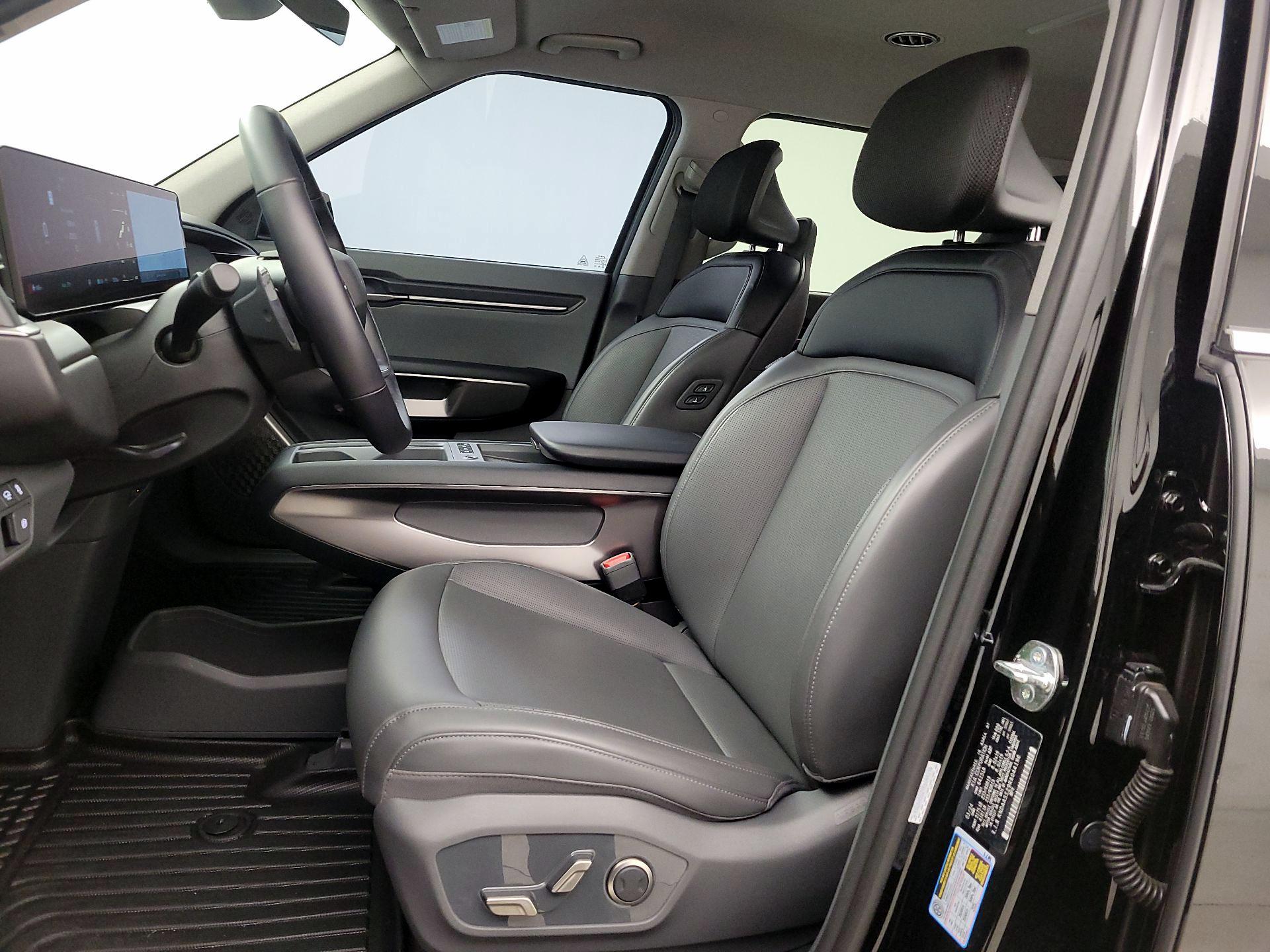 Thumbnail: 2024 Kia EV9 - 11