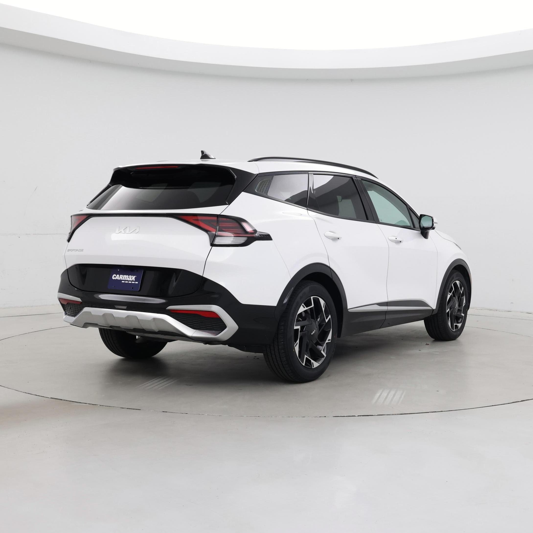 Thumbnail: 2023 Kia Sportage - 8