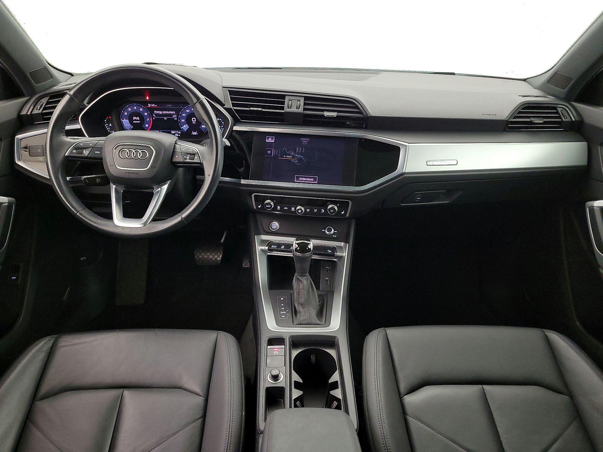Thumbnail: 2020 Audi Q3 - 9
