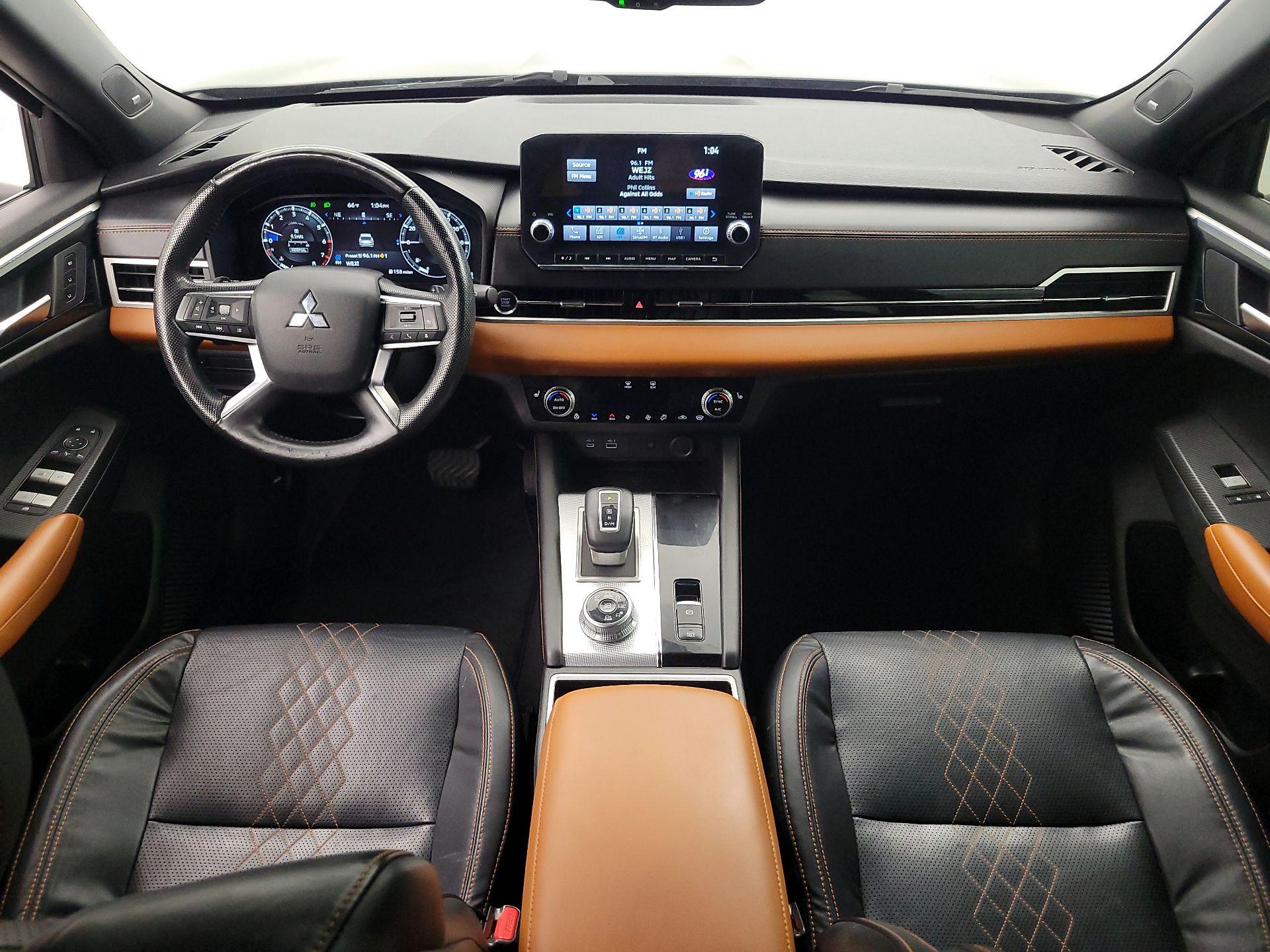 Thumbnail: 2022 Mitsubishi Outlander - 9