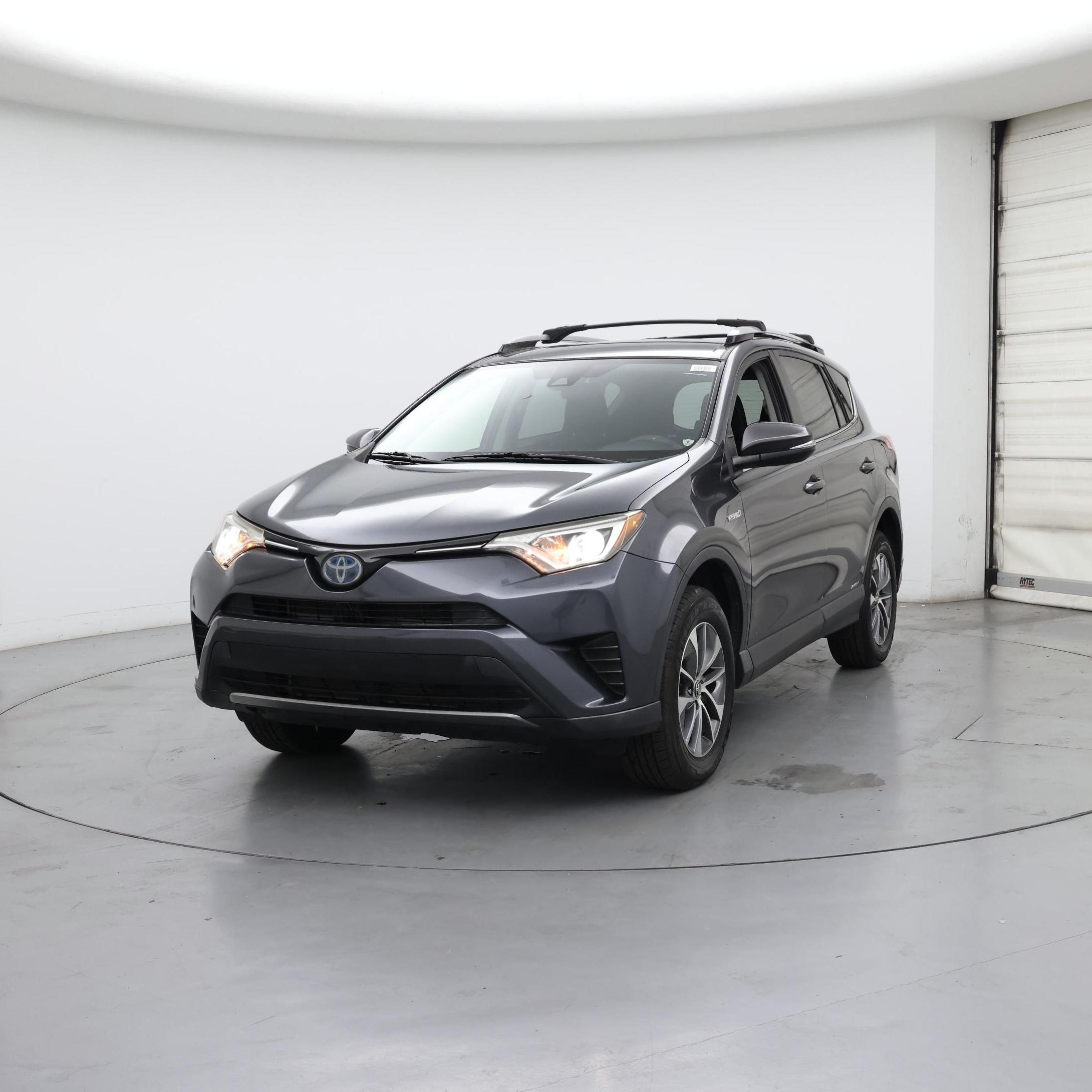 Thumbnail: 2018 Toyota RAV4 - 4