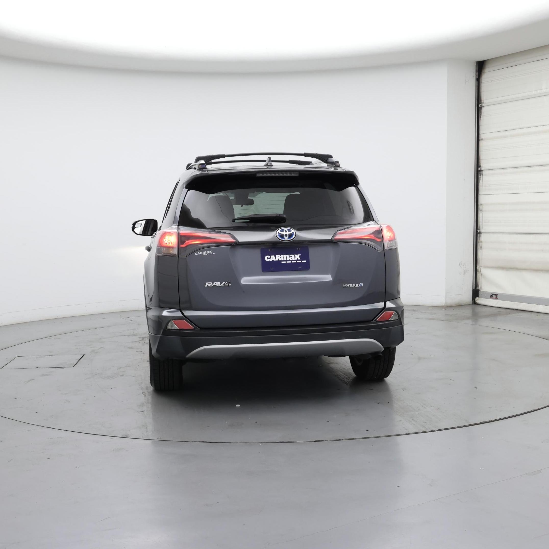 Thumbnail: 2018 Toyota RAV4 - 6