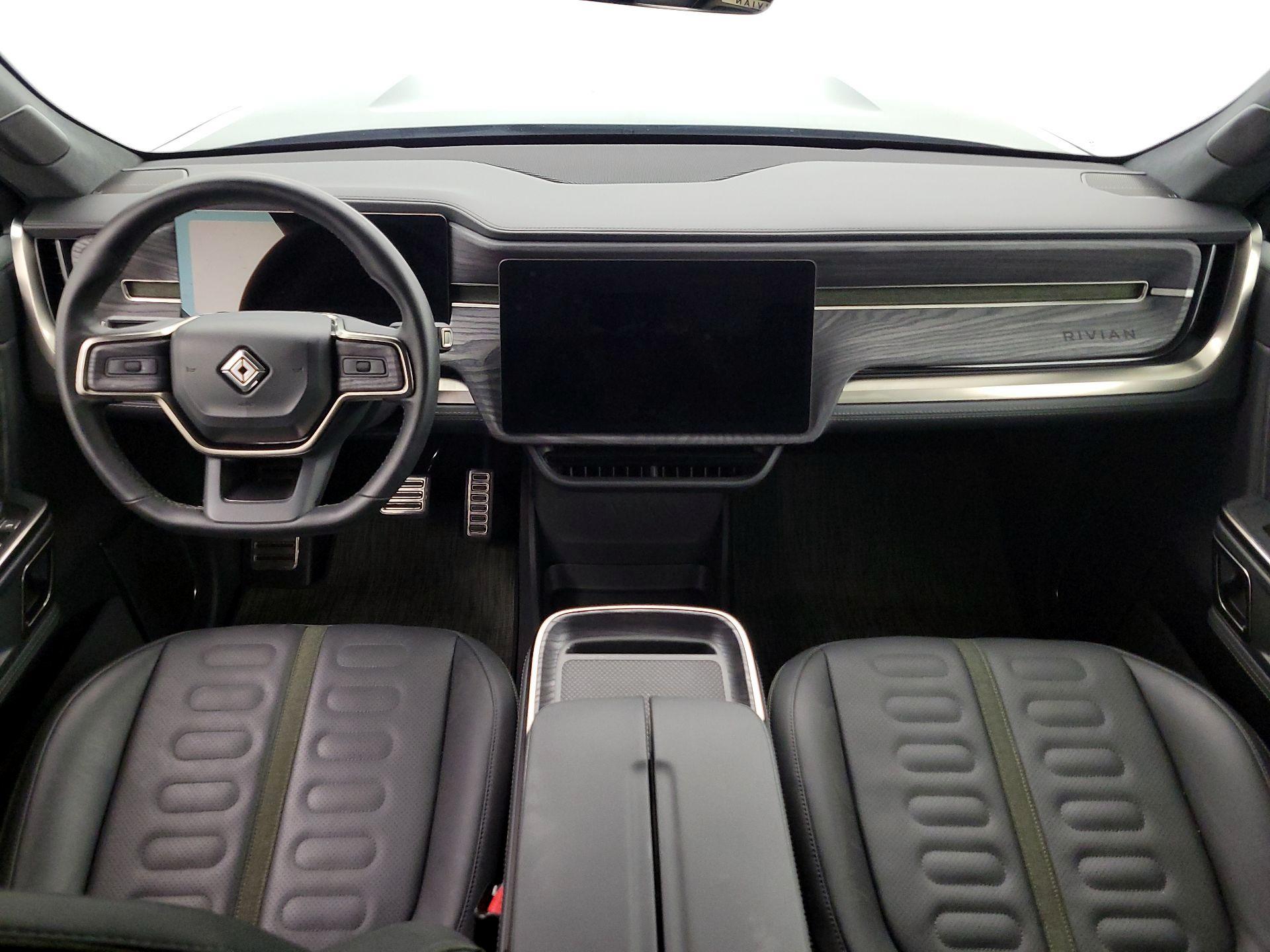 Thumbnail: 2022 Rivian R1T - 9