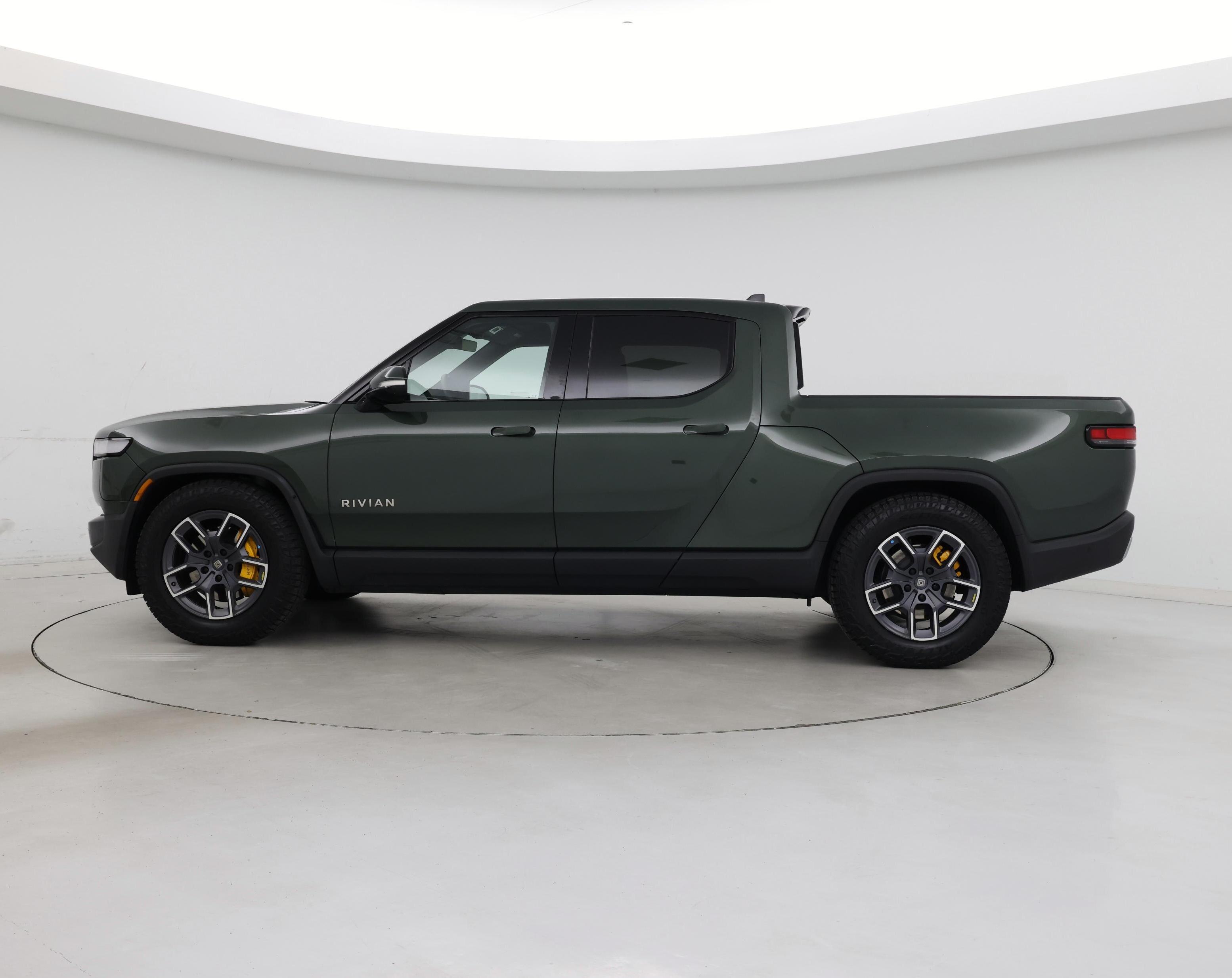 Thumbnail: 2022 Rivian R1T - 3
