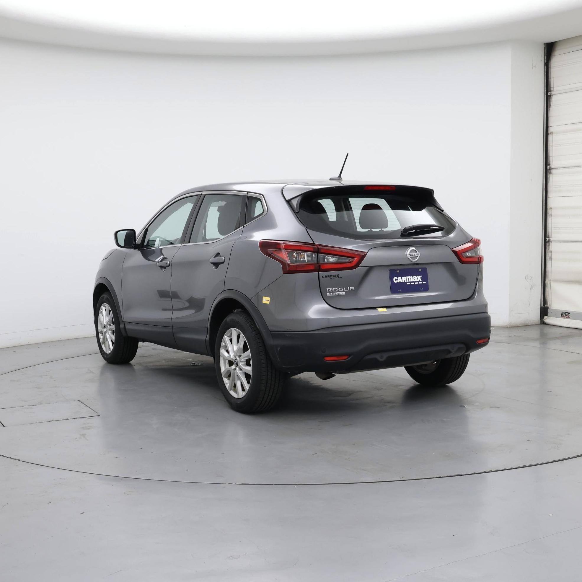 Thumbnail: 2021 Nissan Rogue Sport - 2