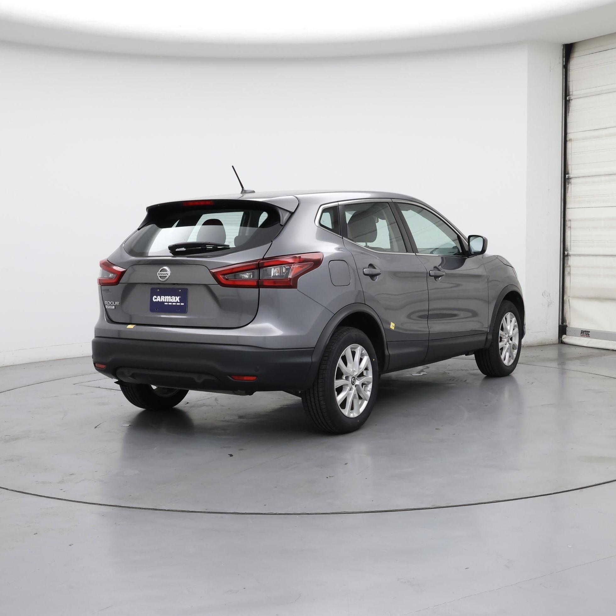 Thumbnail: 2021 Nissan Rogue Sport - 8