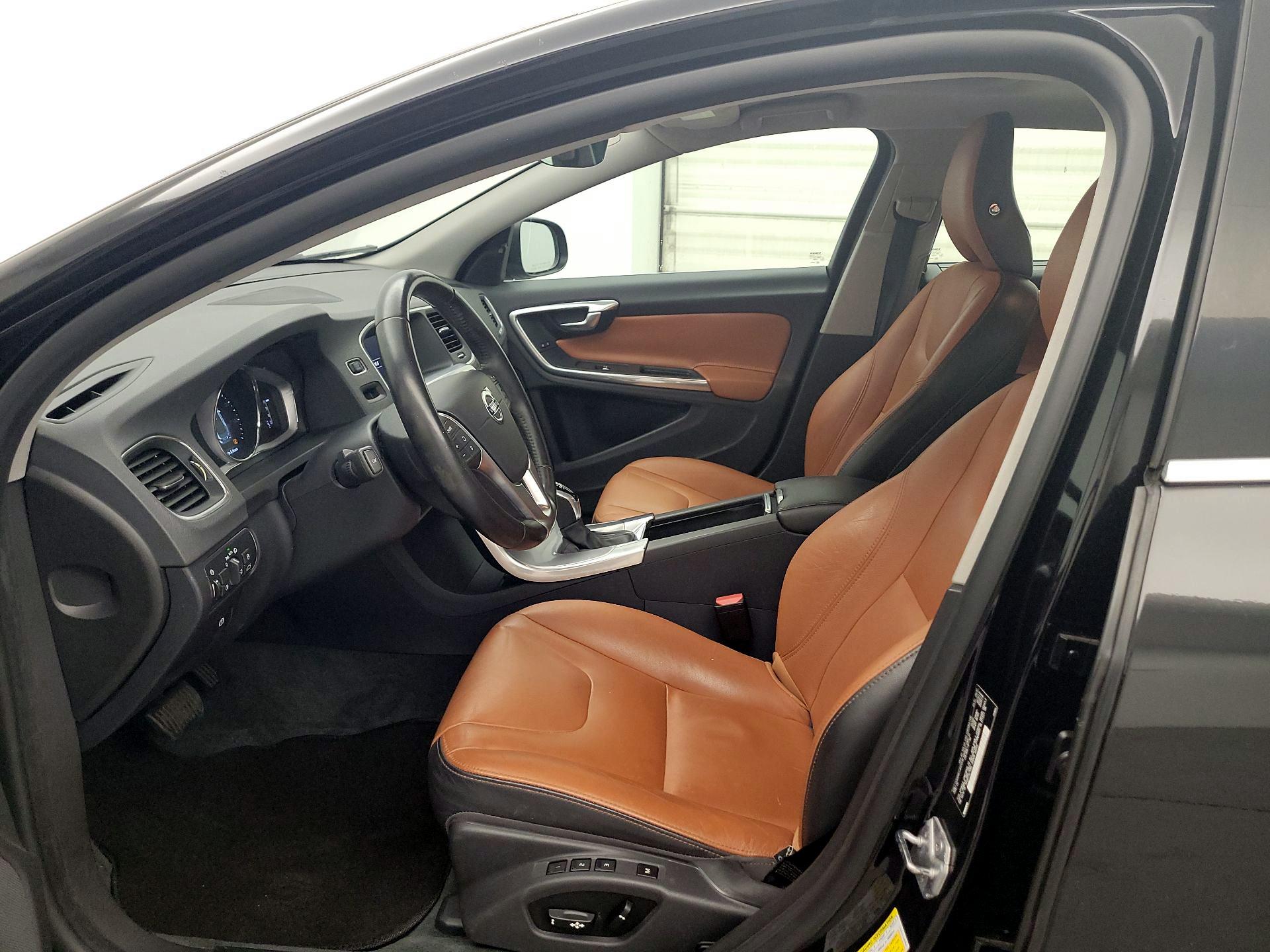 Thumbnail: 2018 Volvo S60 - 11