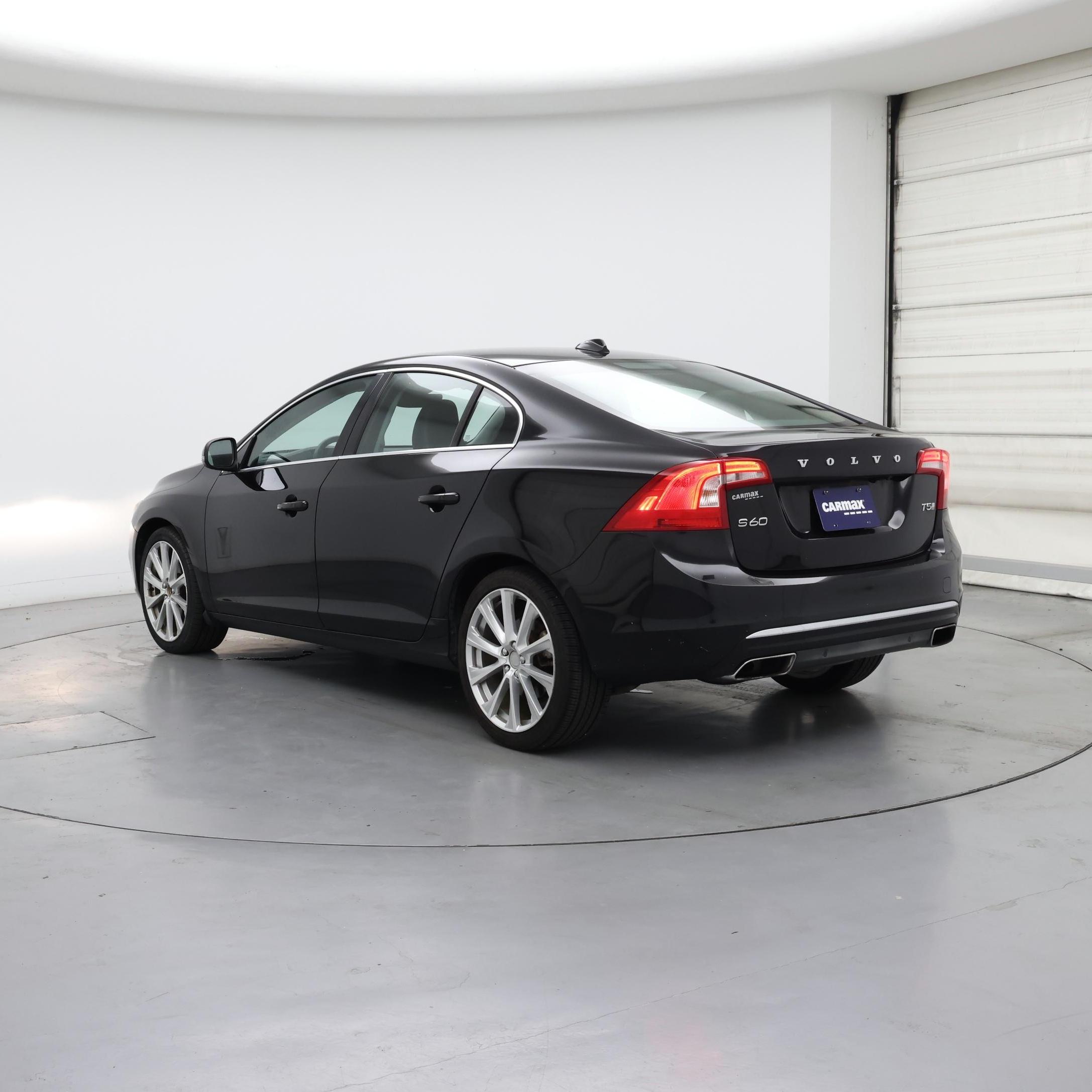 Thumbnail: 2018 Volvo S60 - 2