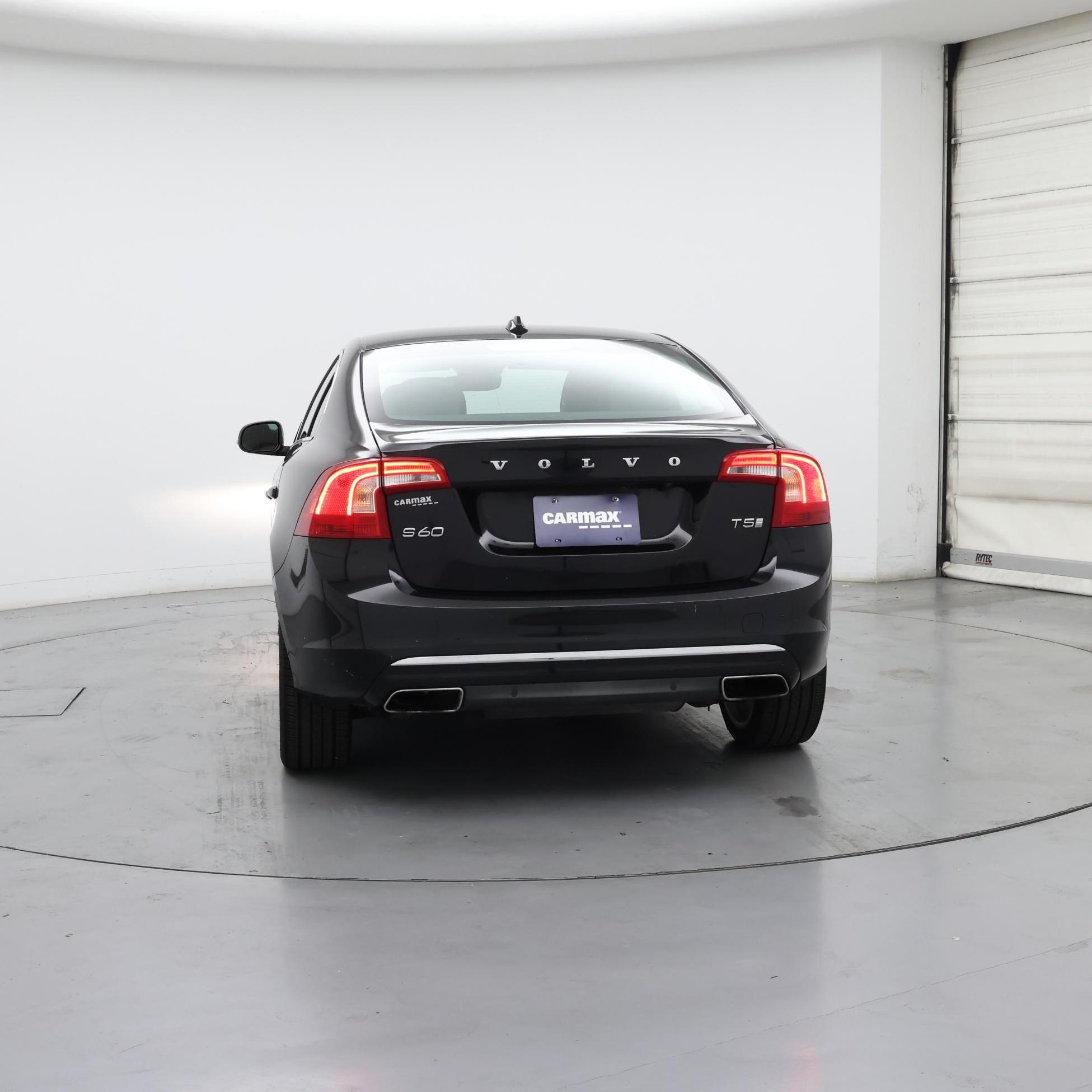 Thumbnail: 2018 Volvo S60 - 6