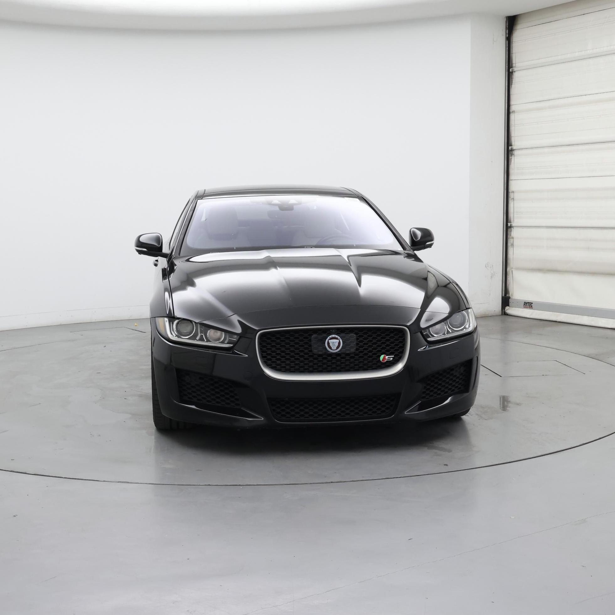 Thumbnail: 2019 Jaguar XE - 5