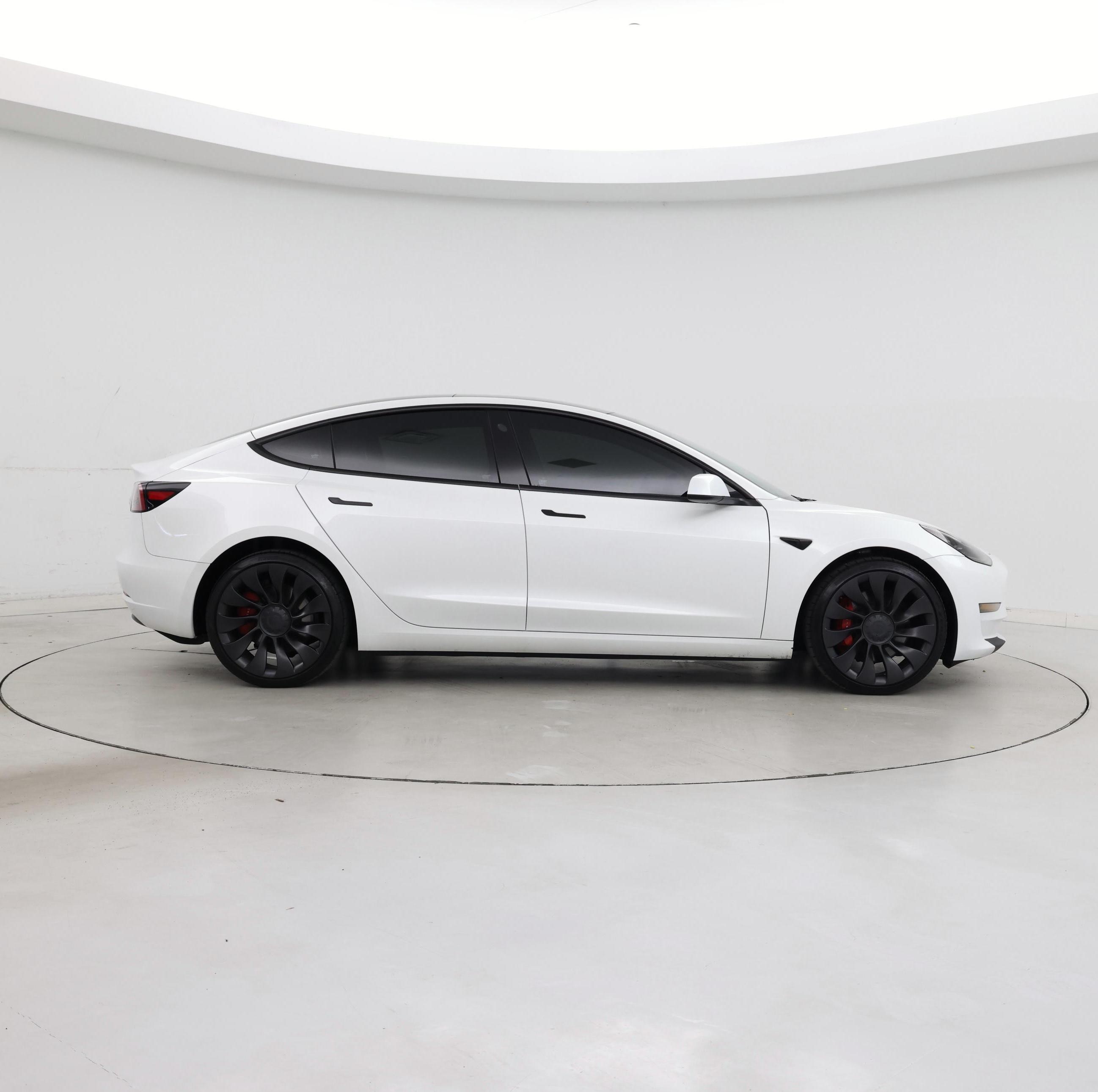 Thumbnail: 2023 Tesla Model 3 - 7