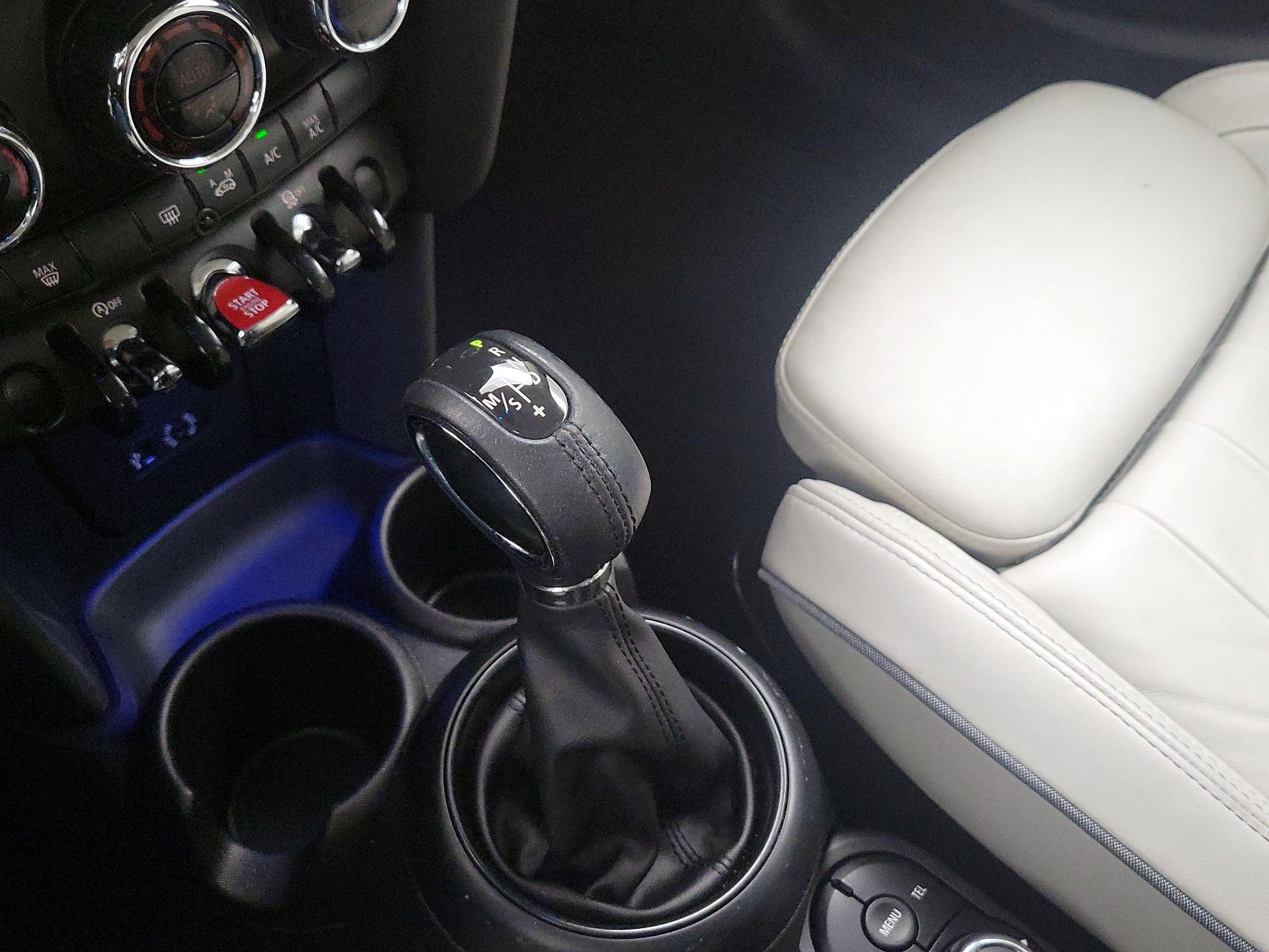 Thumbnail: 2017 MINI Cooper Hardtop - 17