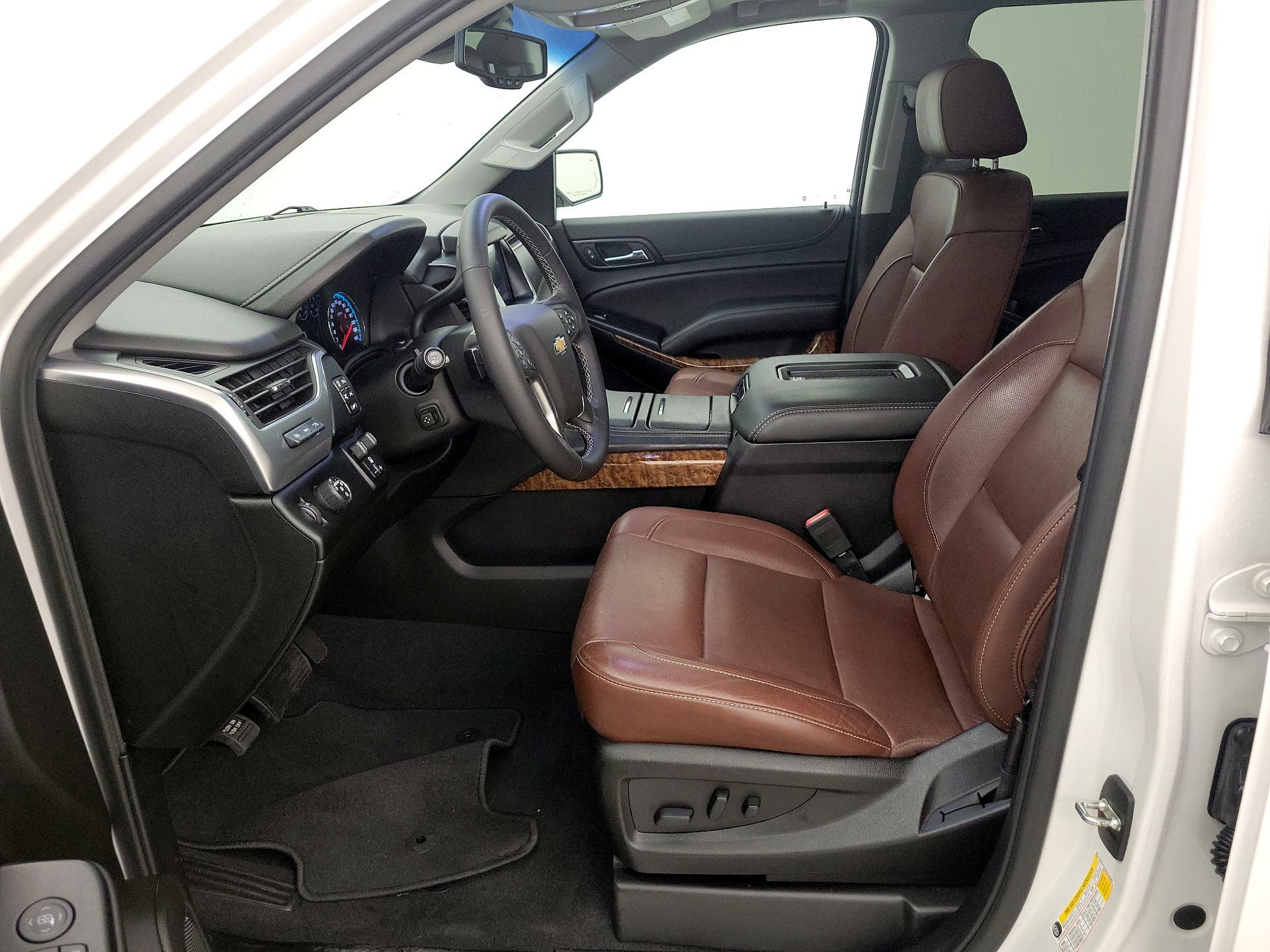 Thumbnail: 2019 Chevrolet Tahoe - 11