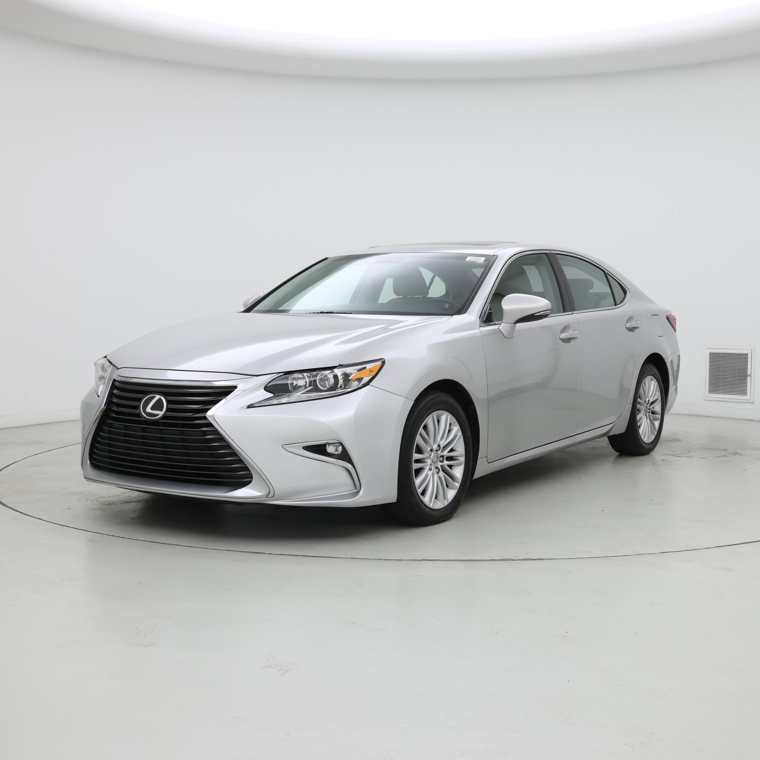 Thumbnail: 2016 Lexus ES - 4