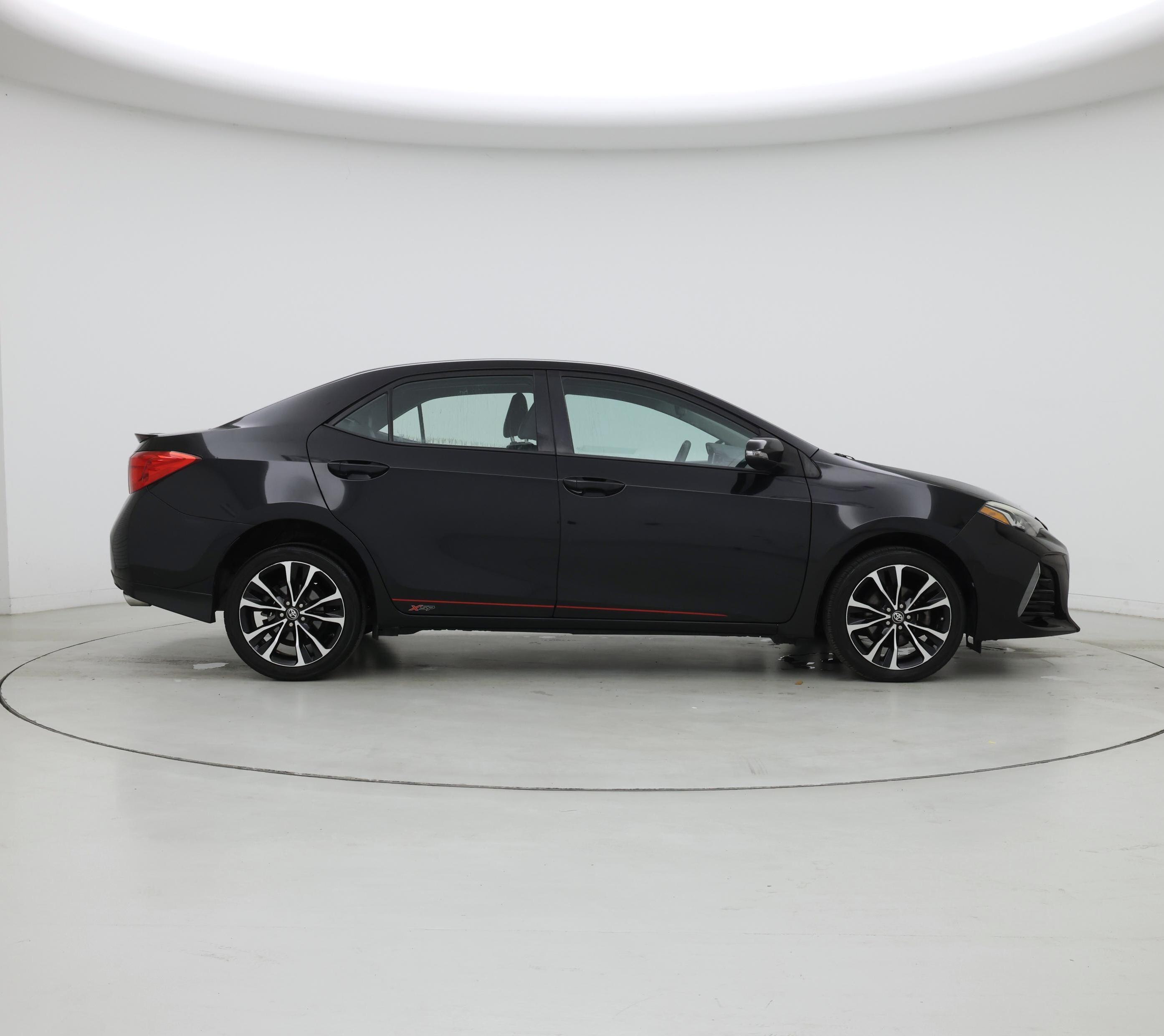 Thumbnail: 2017 Toyota Corolla - 7