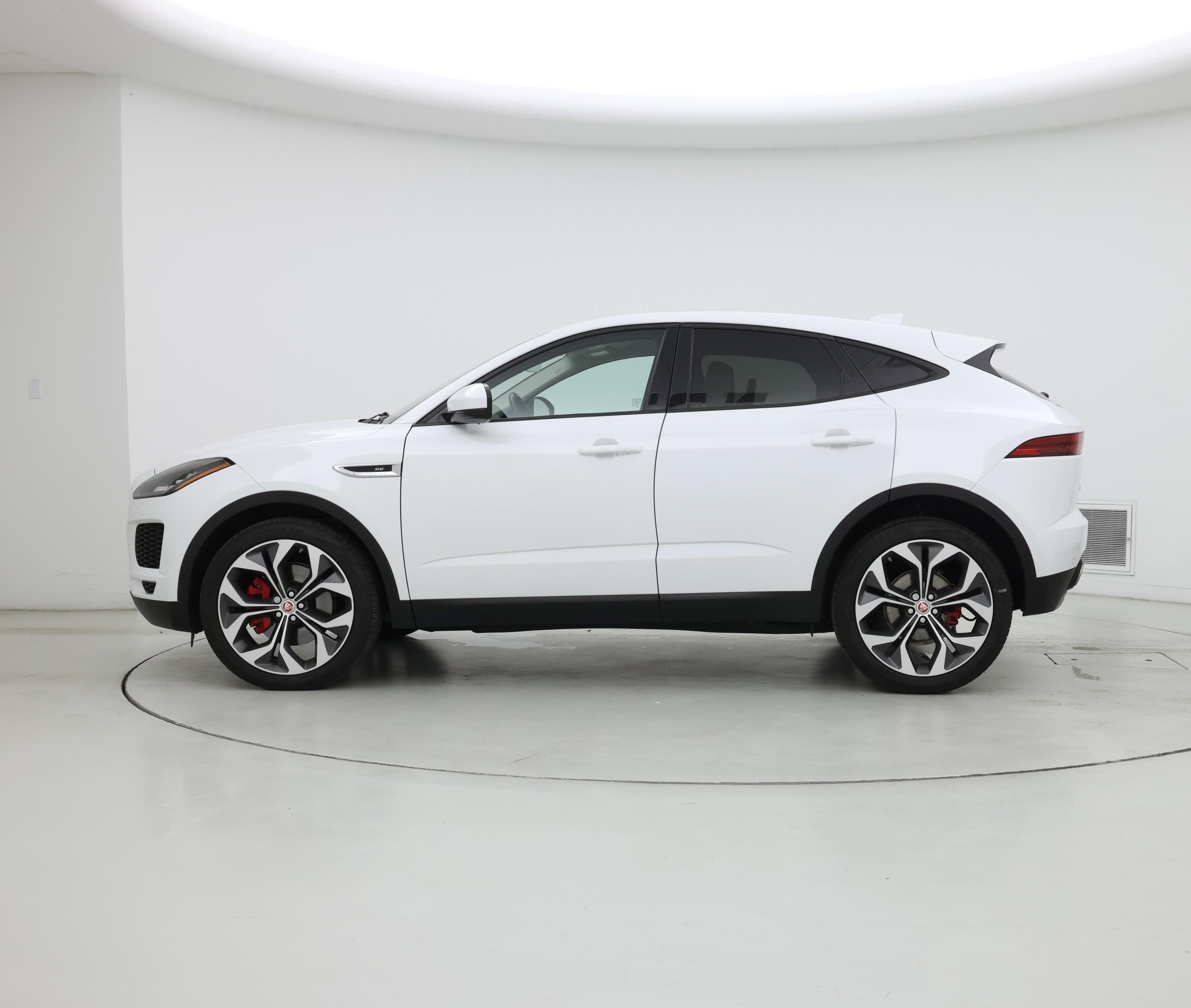 Thumbnail: 2019 Jaguar E-Pace - 3