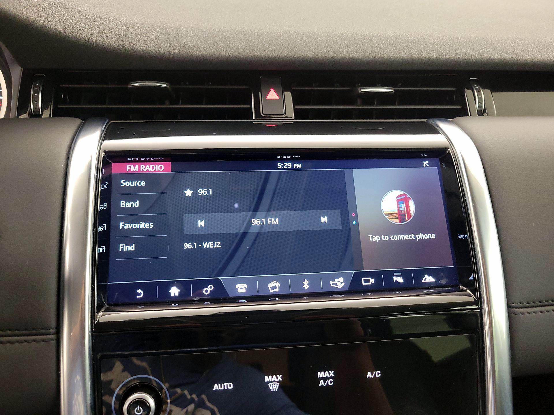 Thumbnail: 2020 Land Rover Discovery Sport - 14