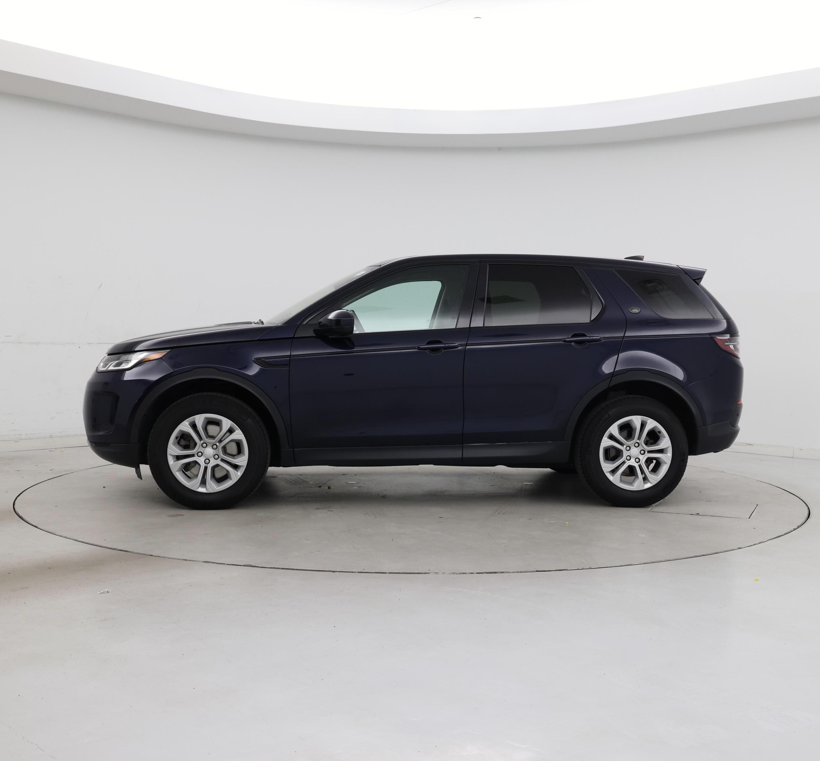 Thumbnail: 2020 Land Rover Discovery Sport - 3
