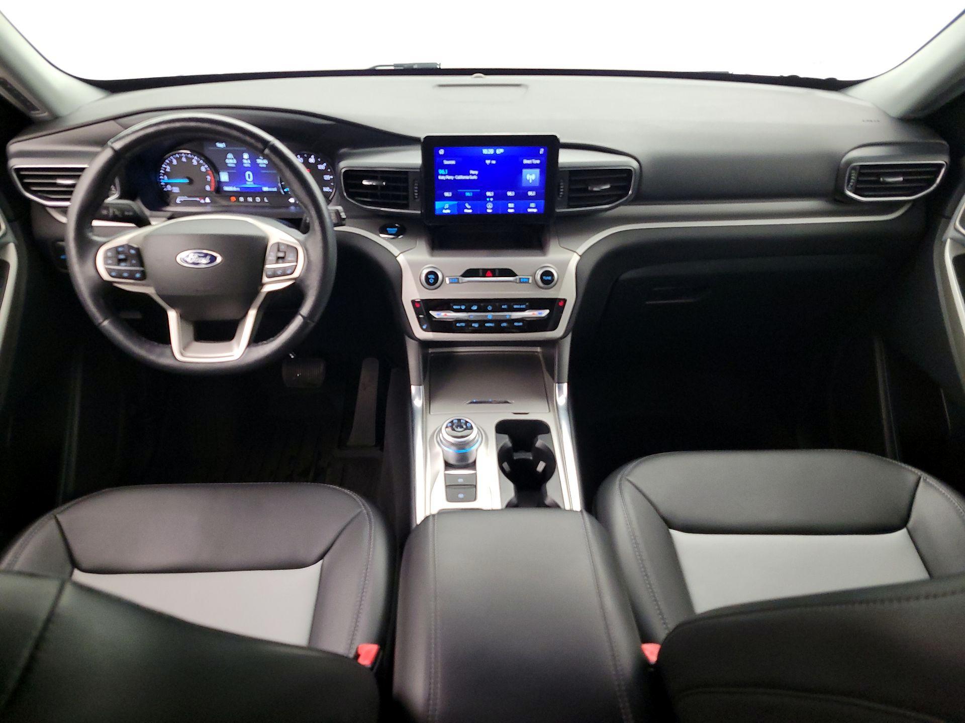 Thumbnail: 2022 Ford Explorer - 9