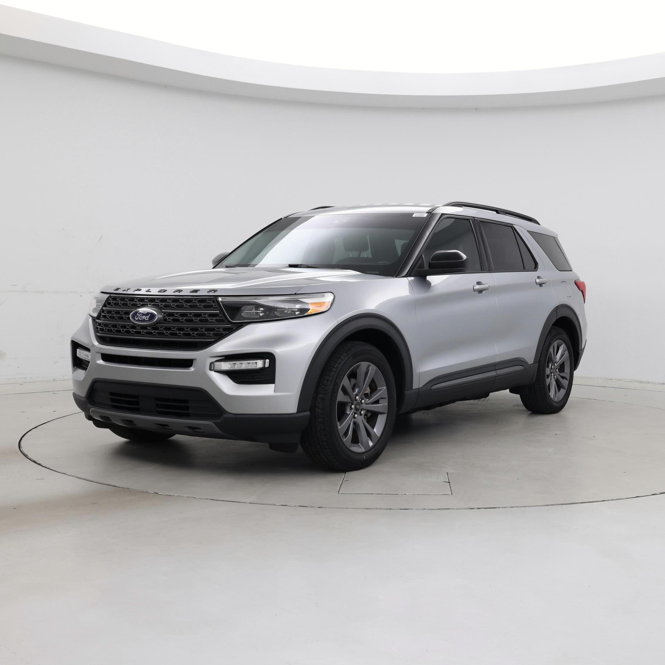 Thumbnail: 2022 Ford Explorer - 4