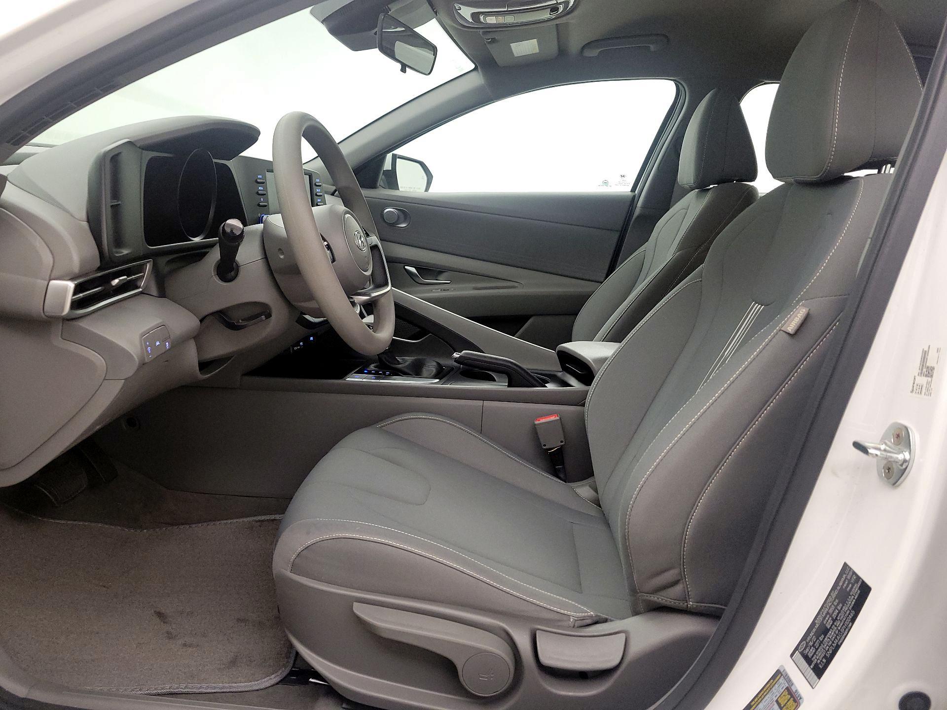 Thumbnail: 2023 Hyundai Elantra - 11