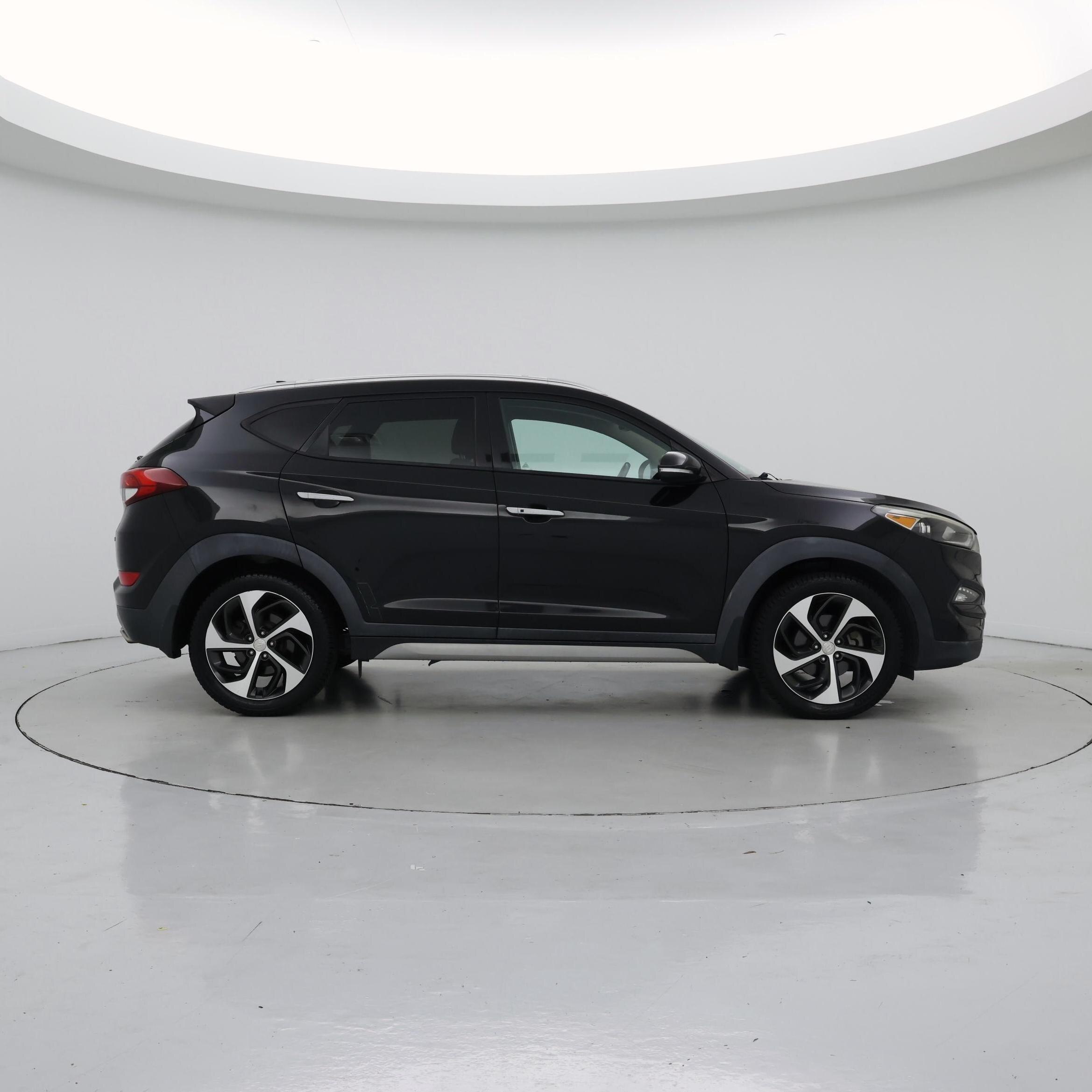 Thumbnail: 2017 Hyundai Tucson - 7