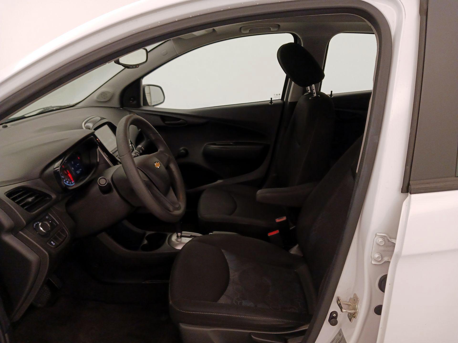 Thumbnail: 2017 Chevrolet Spark - 11