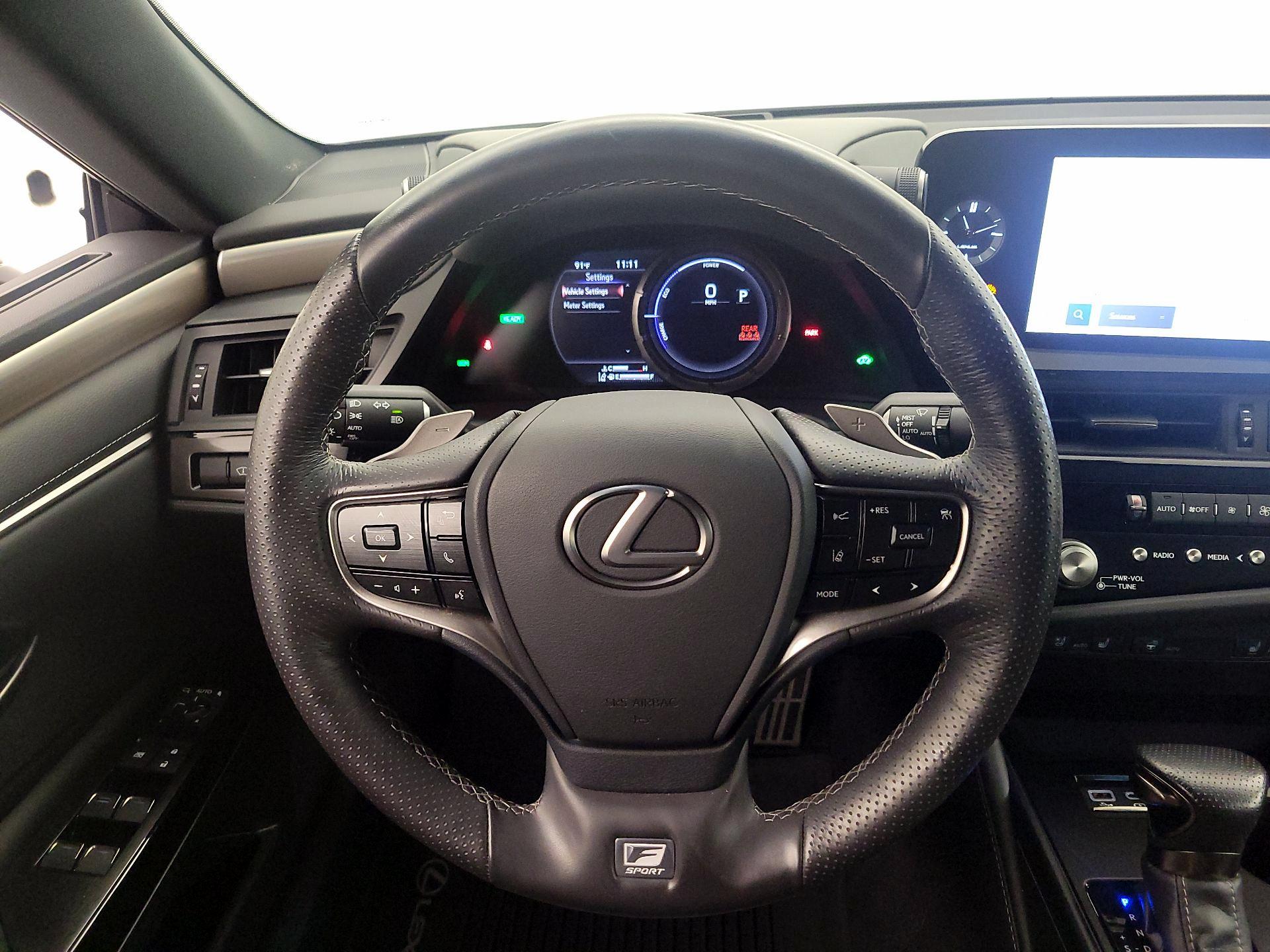 Thumbnail: 2023 Lexus ES - 10