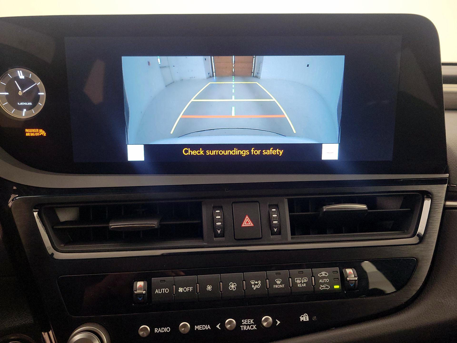 Thumbnail: 2023 Lexus ES - 14