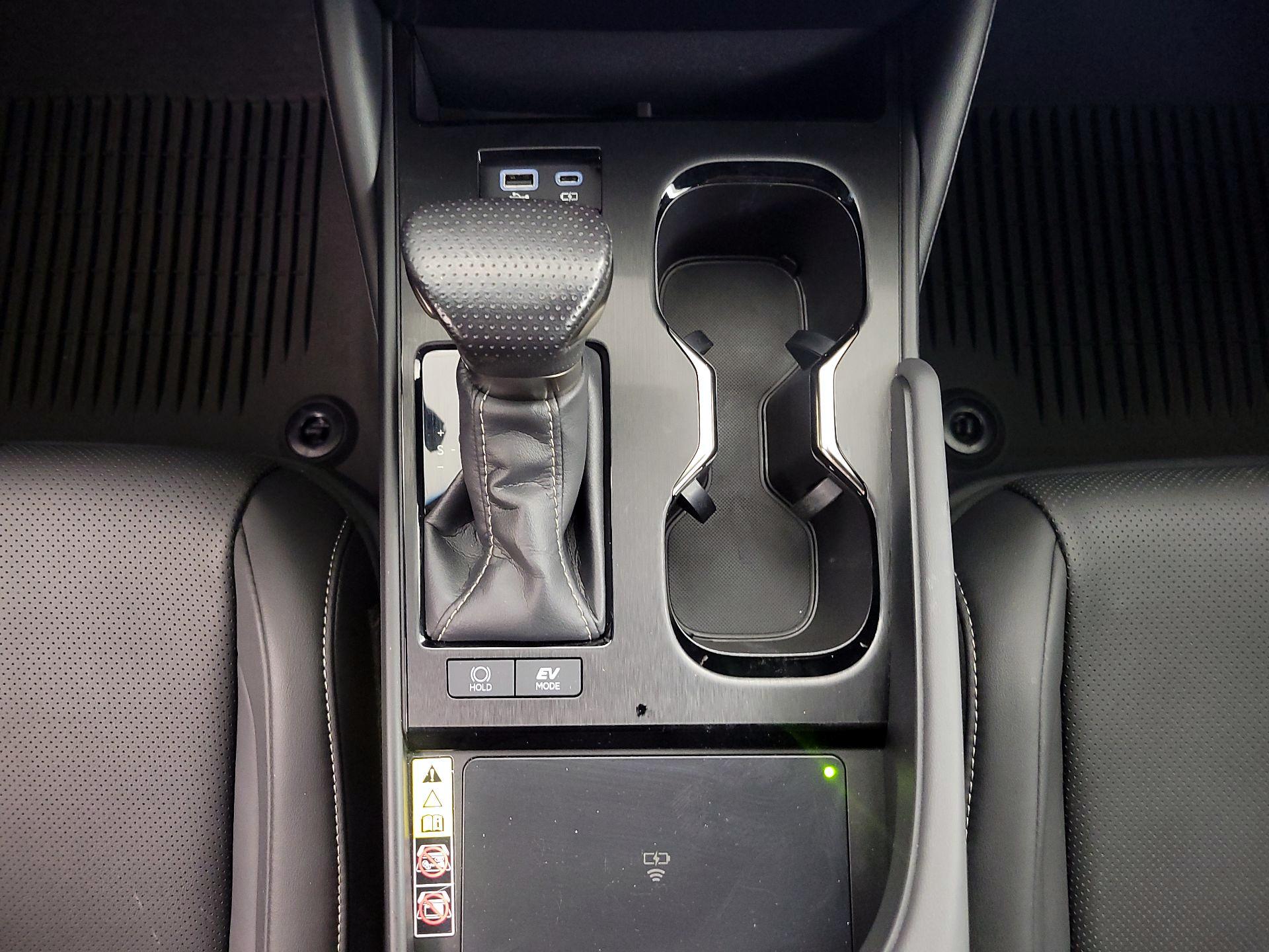 Thumbnail: 2023 Lexus ES - 17