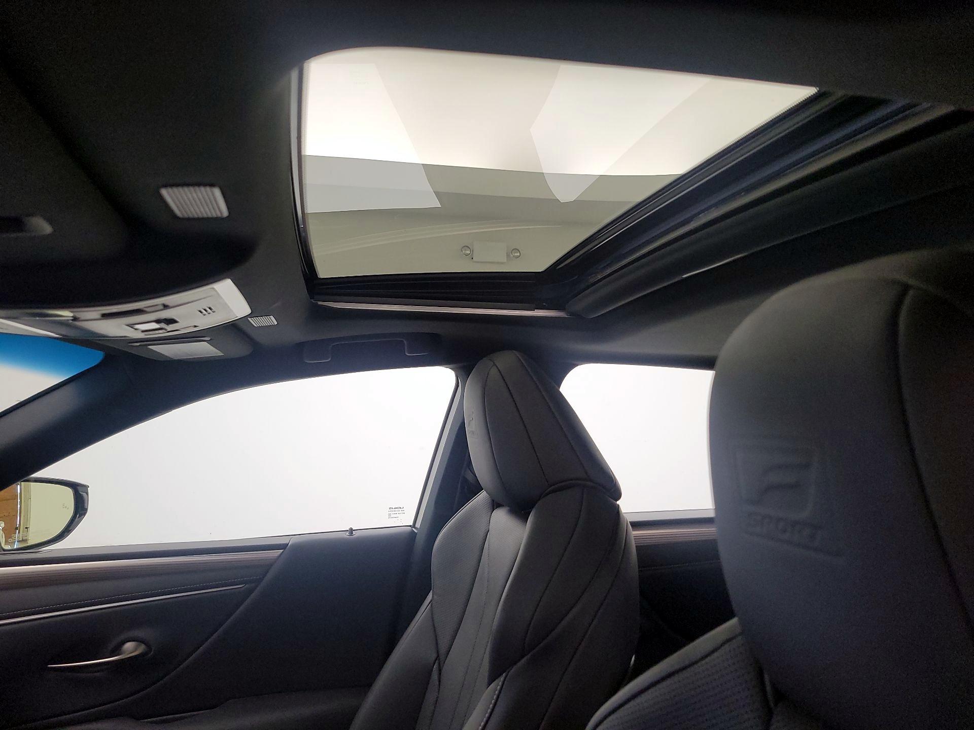 Thumbnail: 2023 Lexus ES - 19