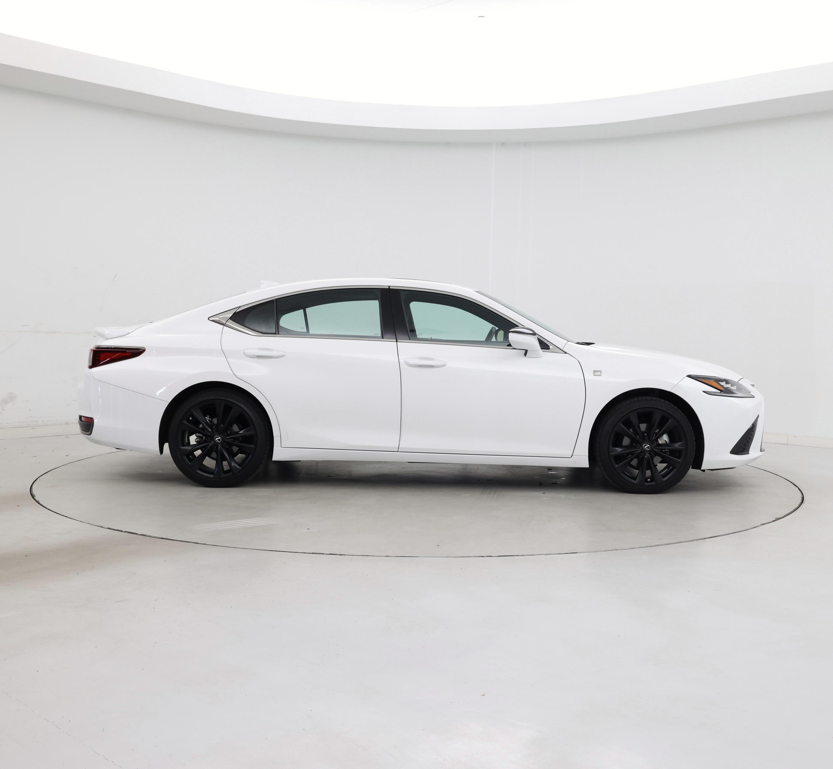 Thumbnail: 2023 Lexus ES - 7