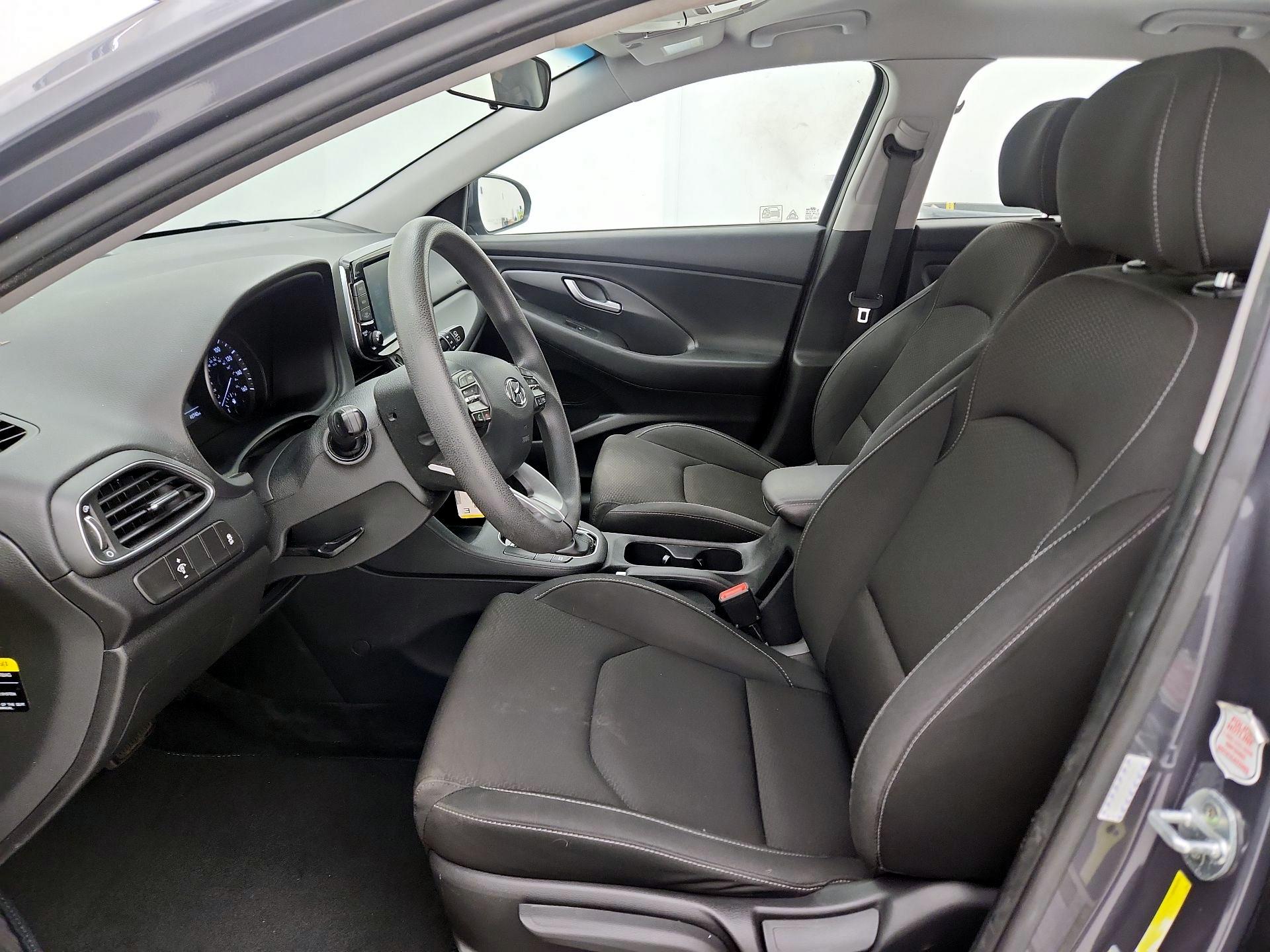 Thumbnail: 2018 Hyundai Elantra - 11