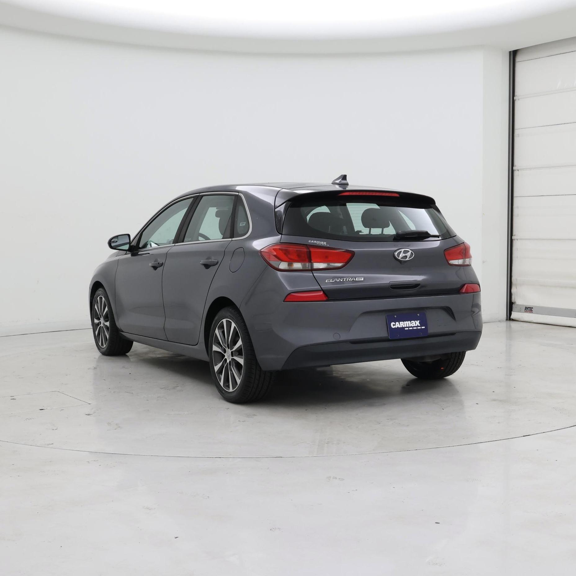Thumbnail: 2018 Hyundai Elantra - 2