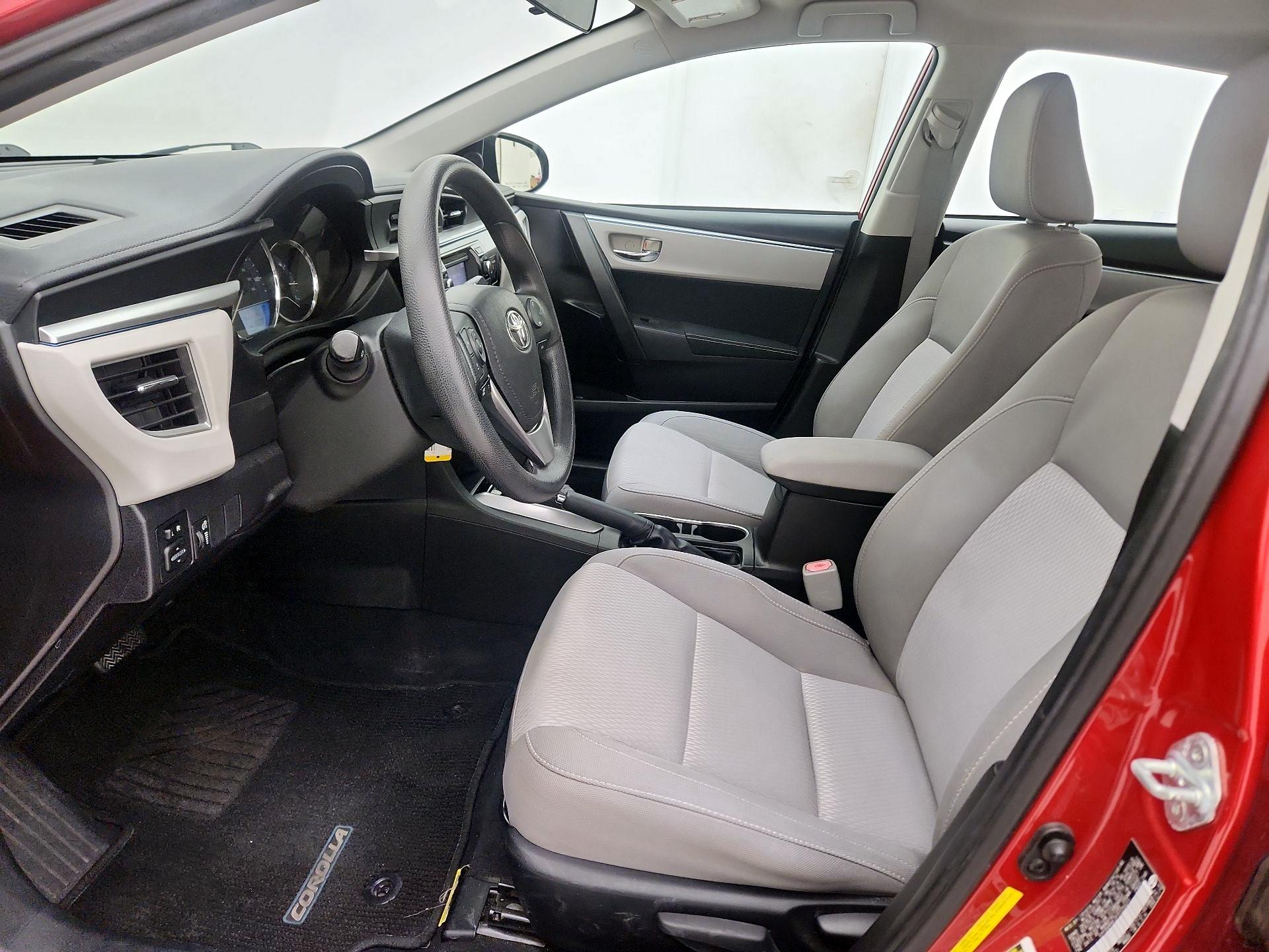 Thumbnail: 2015 Toyota Corolla - 11
