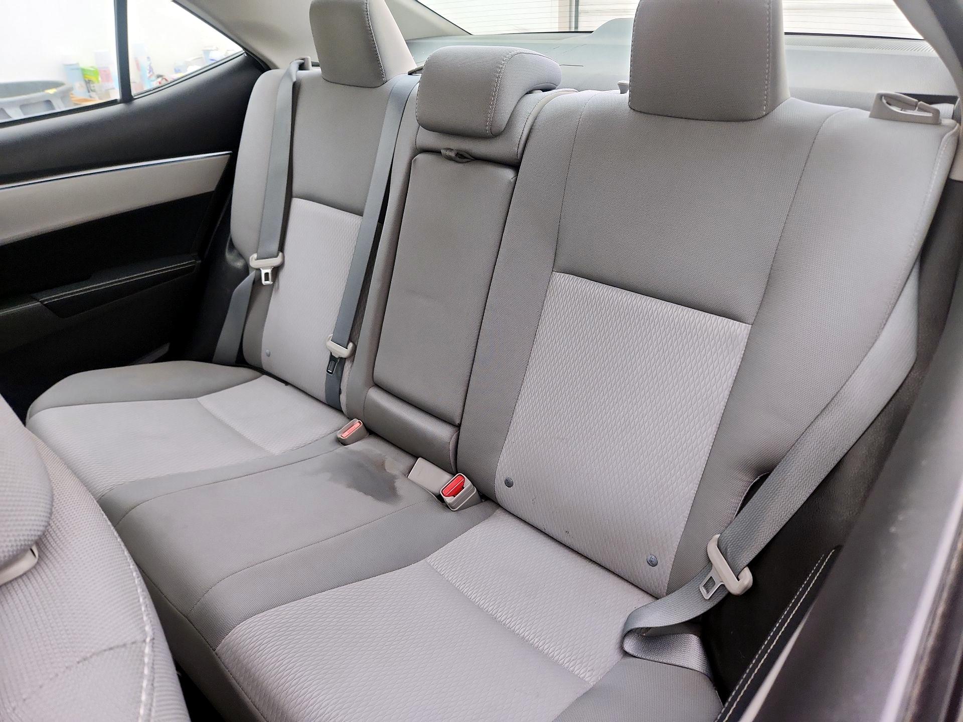 Thumbnail: 2015 Toyota Corolla - 19