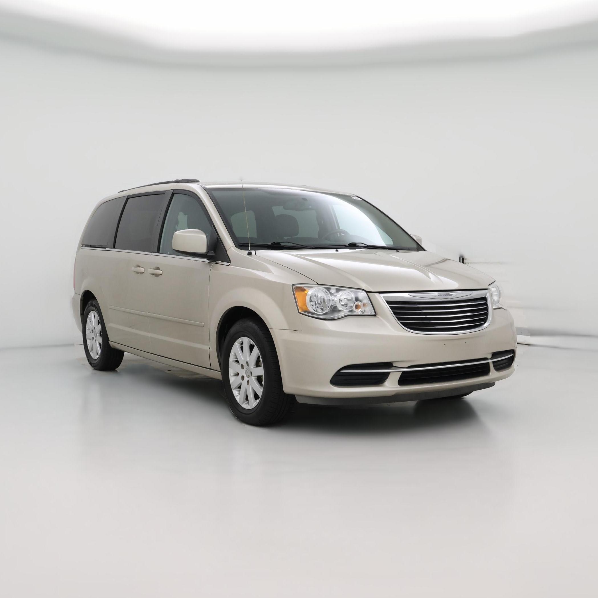 Thumbnail: 2016 Chrysler Town & Country - 1