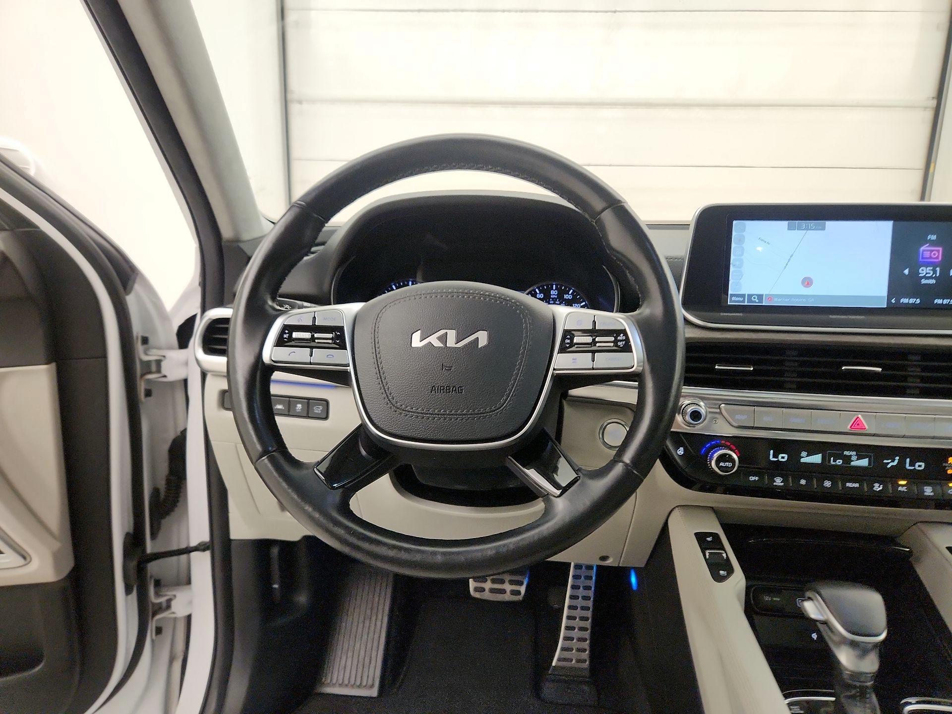 Thumbnail: 2022 Kia Telluride - 10