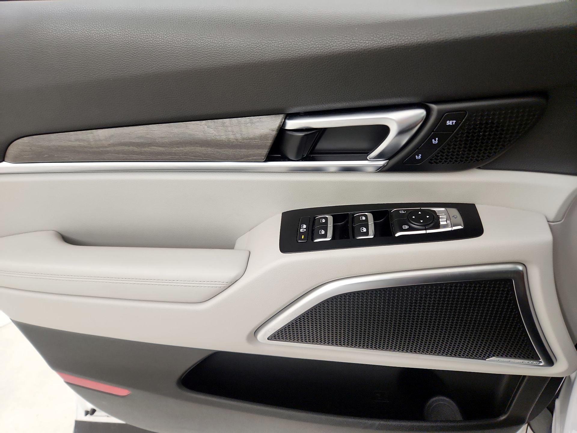 Thumbnail: 2022 Kia Telluride - 12