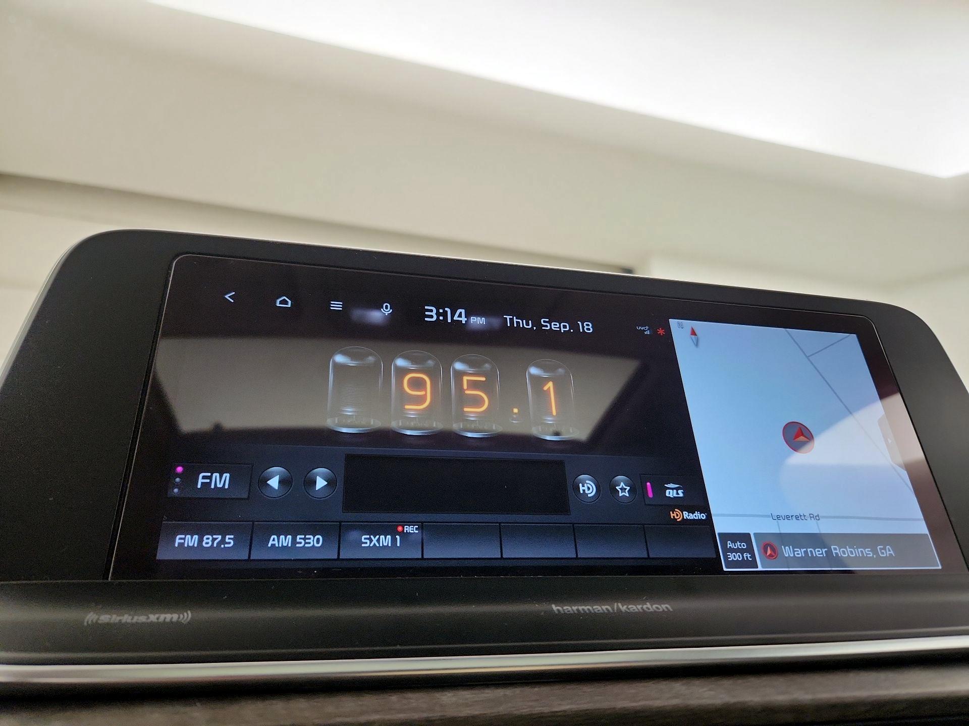 Thumbnail: 2022 Kia Telluride - 16