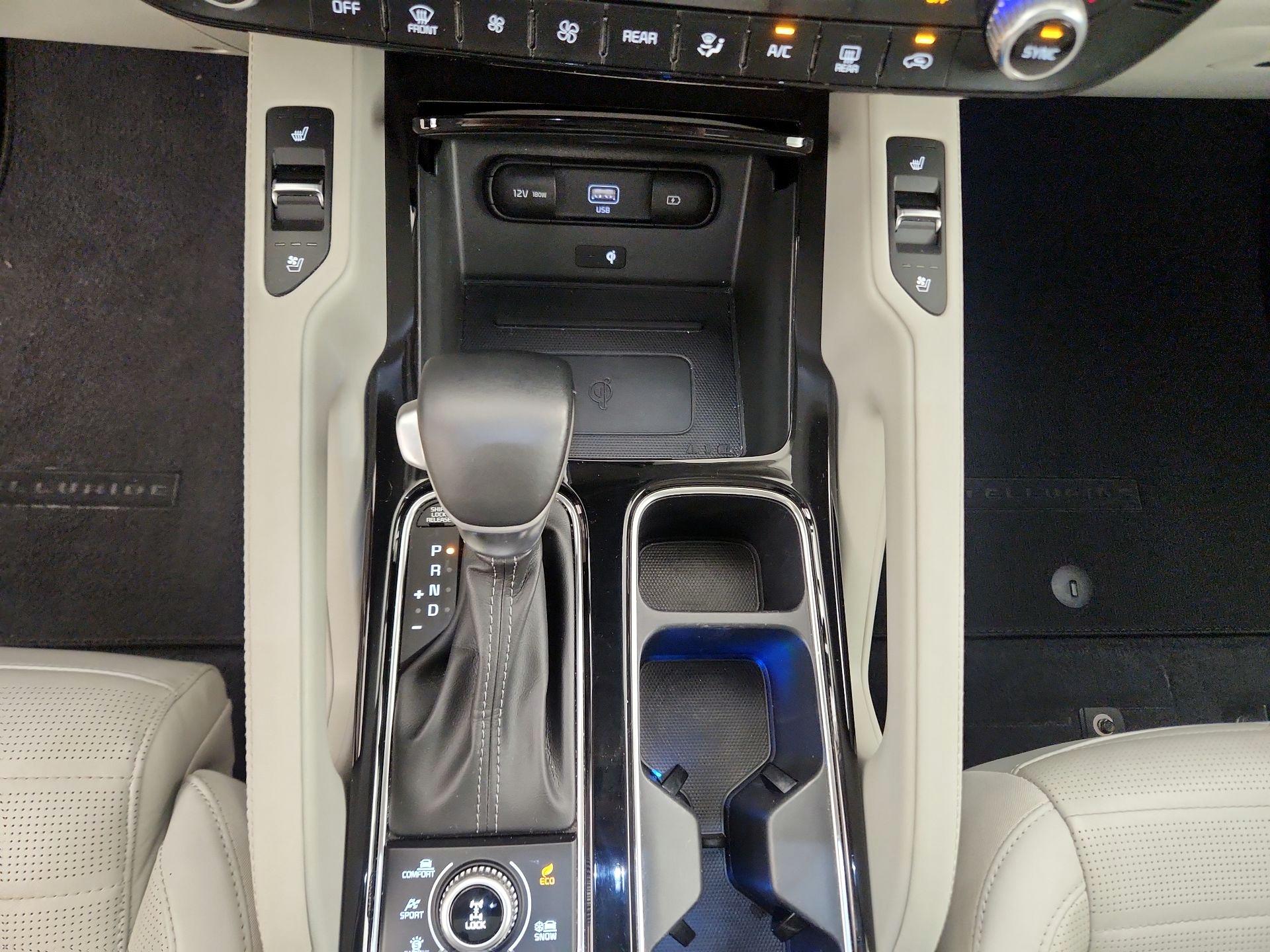 Thumbnail: 2022 Kia Telluride - 18