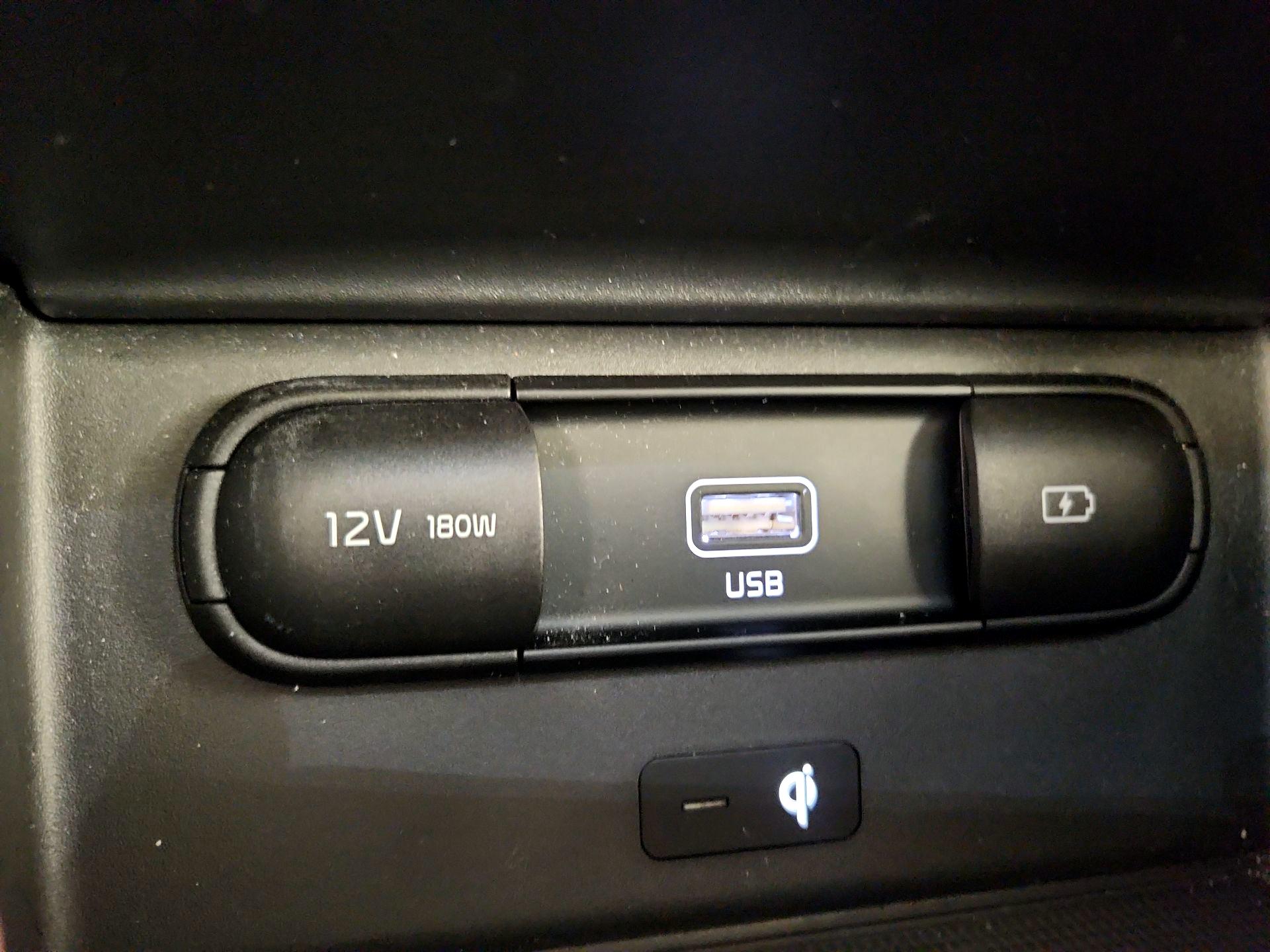 Thumbnail: 2022 Kia Telluride - 19