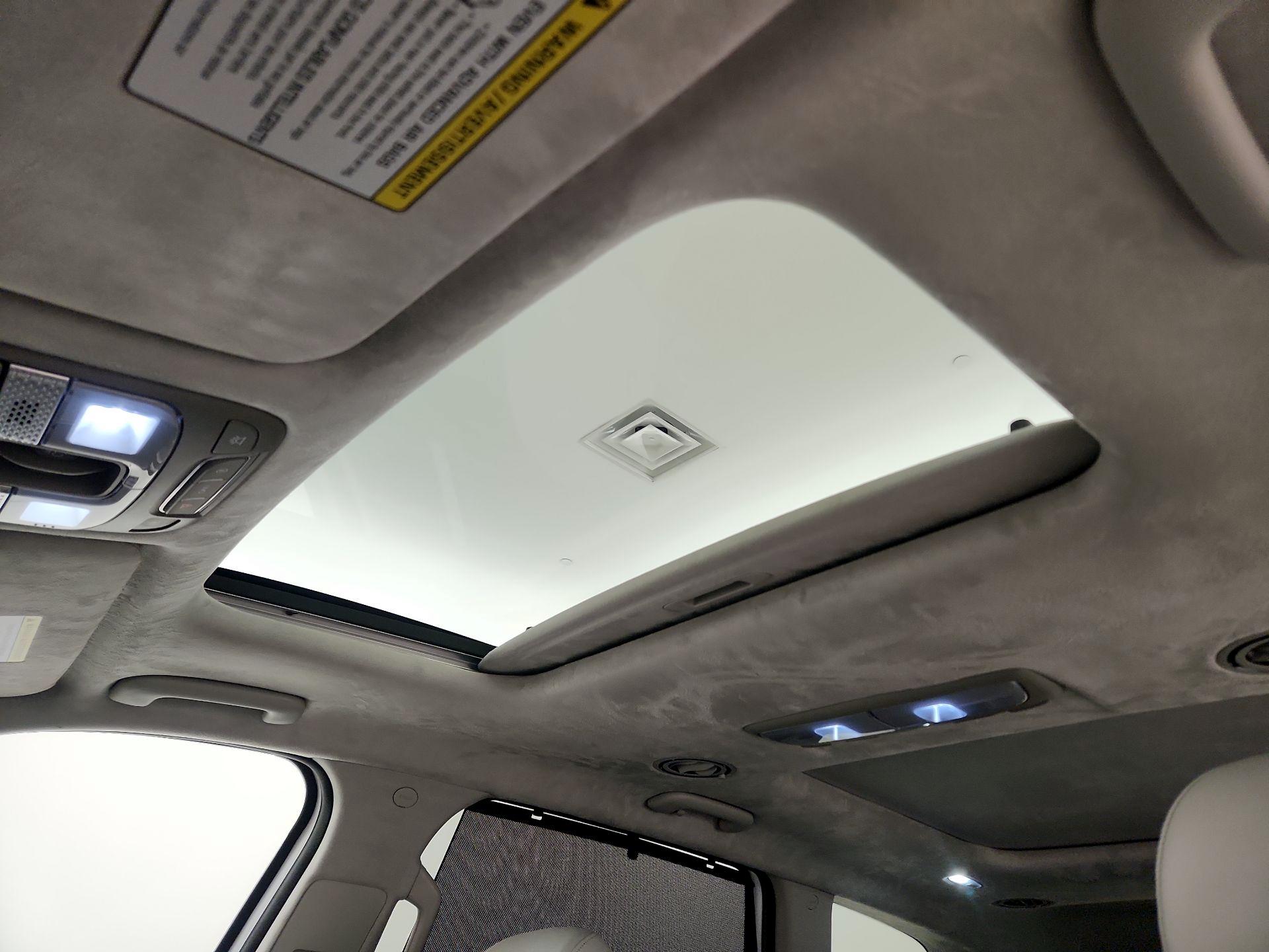 Thumbnail: 2022 Kia Telluride - 20